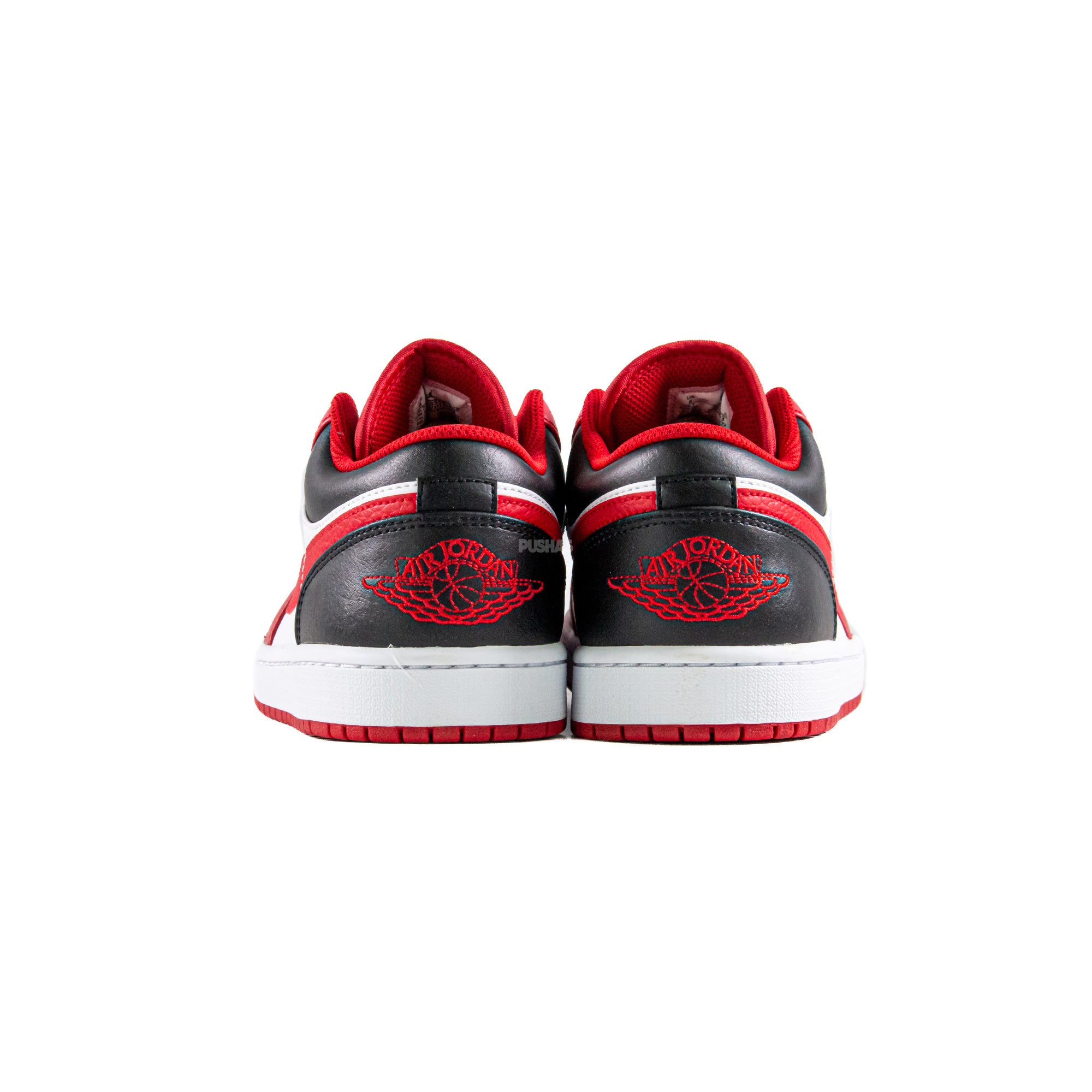 Air Jordan 1 Low 'Bulls' Basketball Shoes 2022 Edition - Men's Retro Sneakers for Casual Wear & Street Style