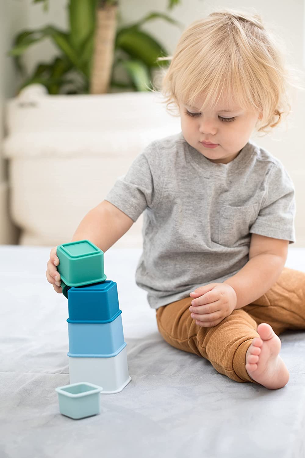 Bella Tunno Happy Stacks - Montessori Silicone Baby Stacking Cups for Early Learning & Development | Educational Toys for Gross Motor Skills, Sorting, Counting | Sensory Play & Bath Time Fun (Cool Blue)