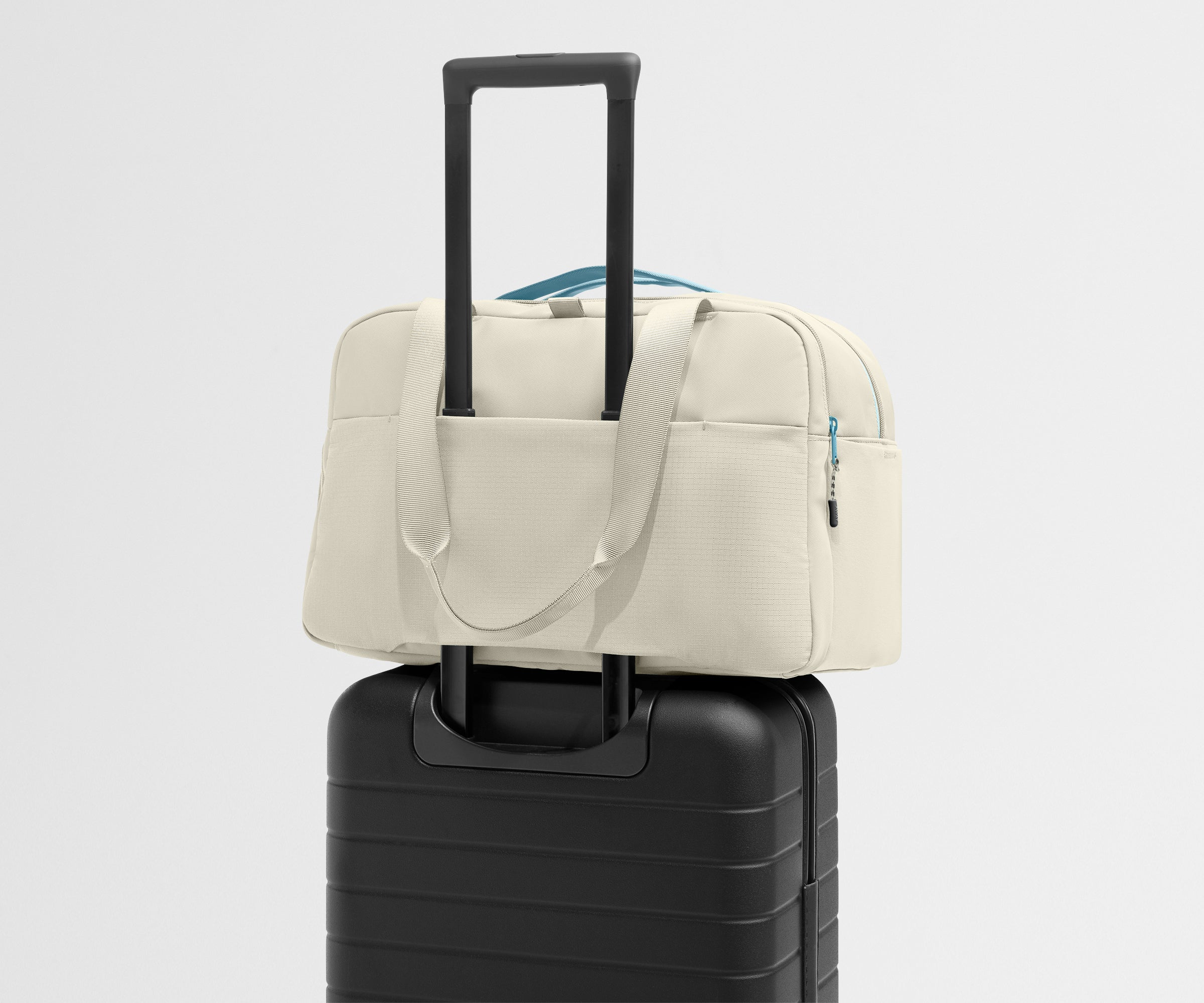 Premium Gym Bag in Salt White - Durable Sports Duffel for Workout, Travel & Yoga - Perfect for Gym, Fitness & Athletic Gear Storage