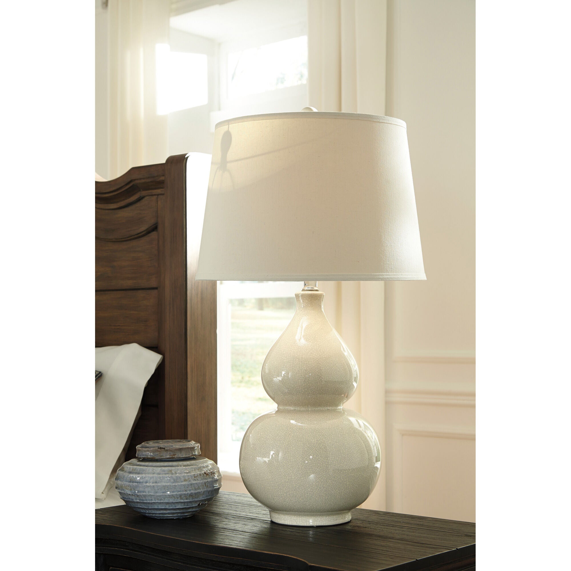 Modern Saffi Table Lamp - Adjustable LED Desk Light with USB Port for Home Office, Bedroom & Living Room - Perfect for Reading, Working & Decor