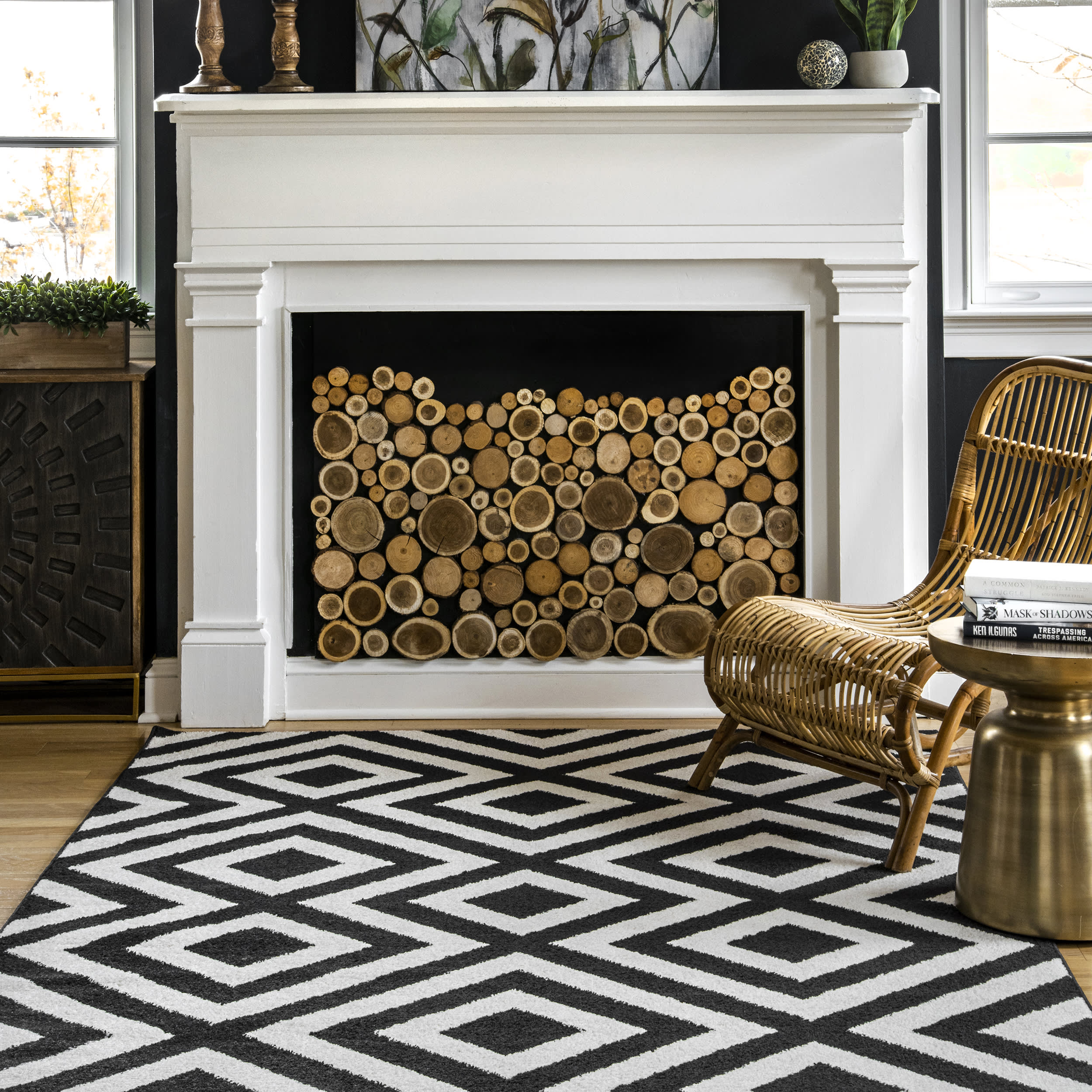 Stylish Chevron Stripes Area Rug in Black - Perfect for Living Room, Bedroom, or Office Decor