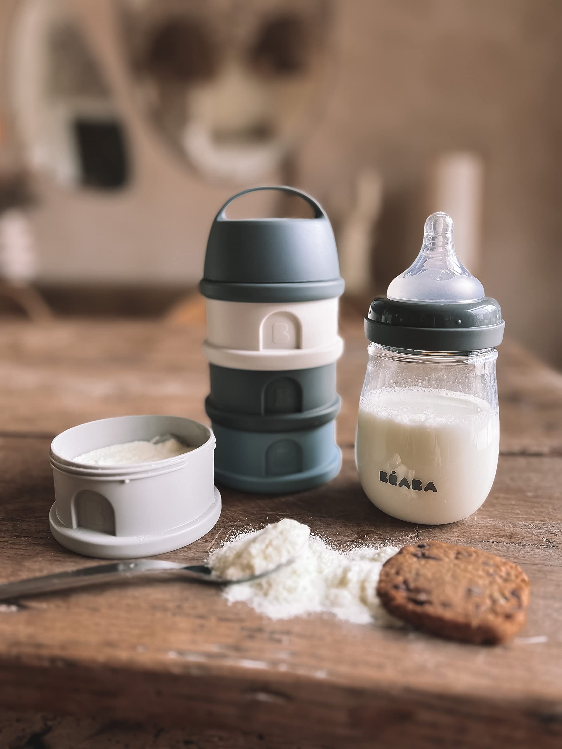 BEABA Baby Formula Dispenser & Snack Storage Container - Holds 11 Doses of Powder Formula per Compartment - French-Made BPA-Free Travel Essential for On-the-Go Parents - Perfect for Daycare, Travel, and Outdoor Activities
