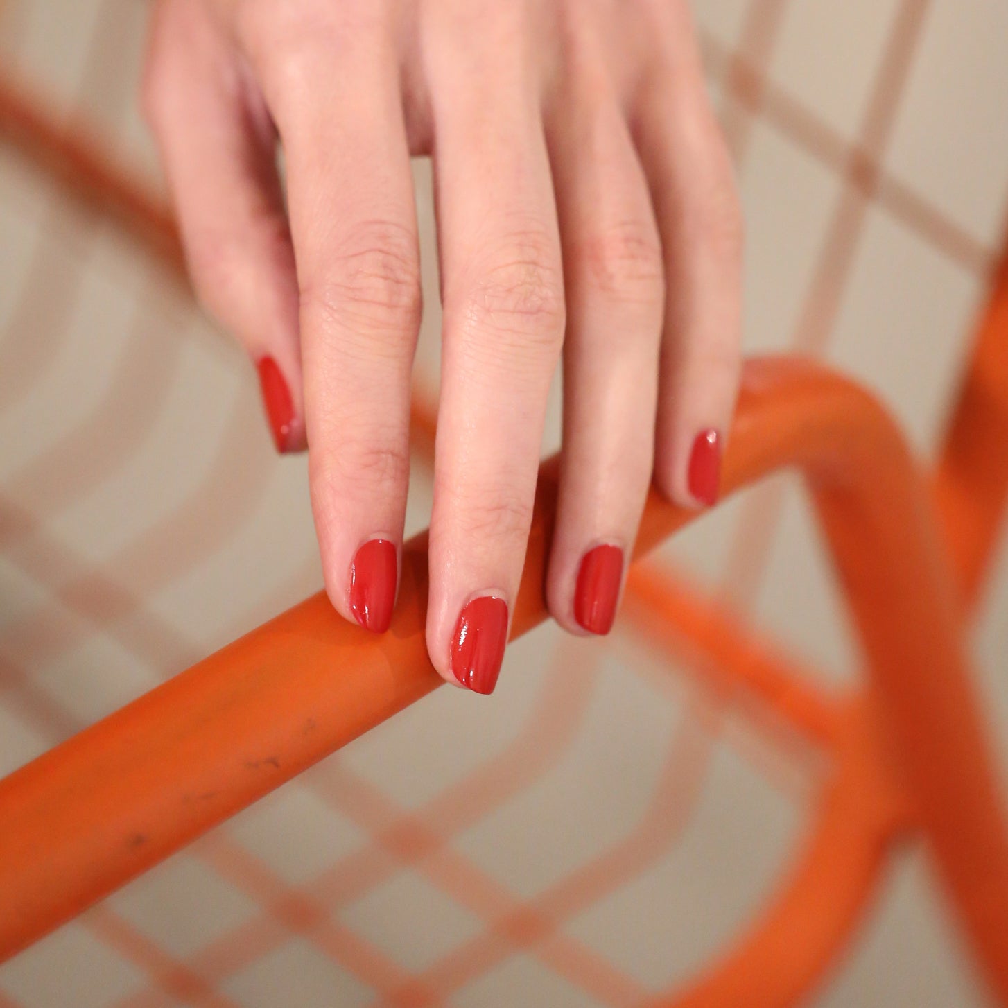 Green Nail Polish & Poppy Red Nail Polish Set - Long Lasting Vegan Nail Enamel for Women | Perfect for Daily Wear, Parties & Special Occasions