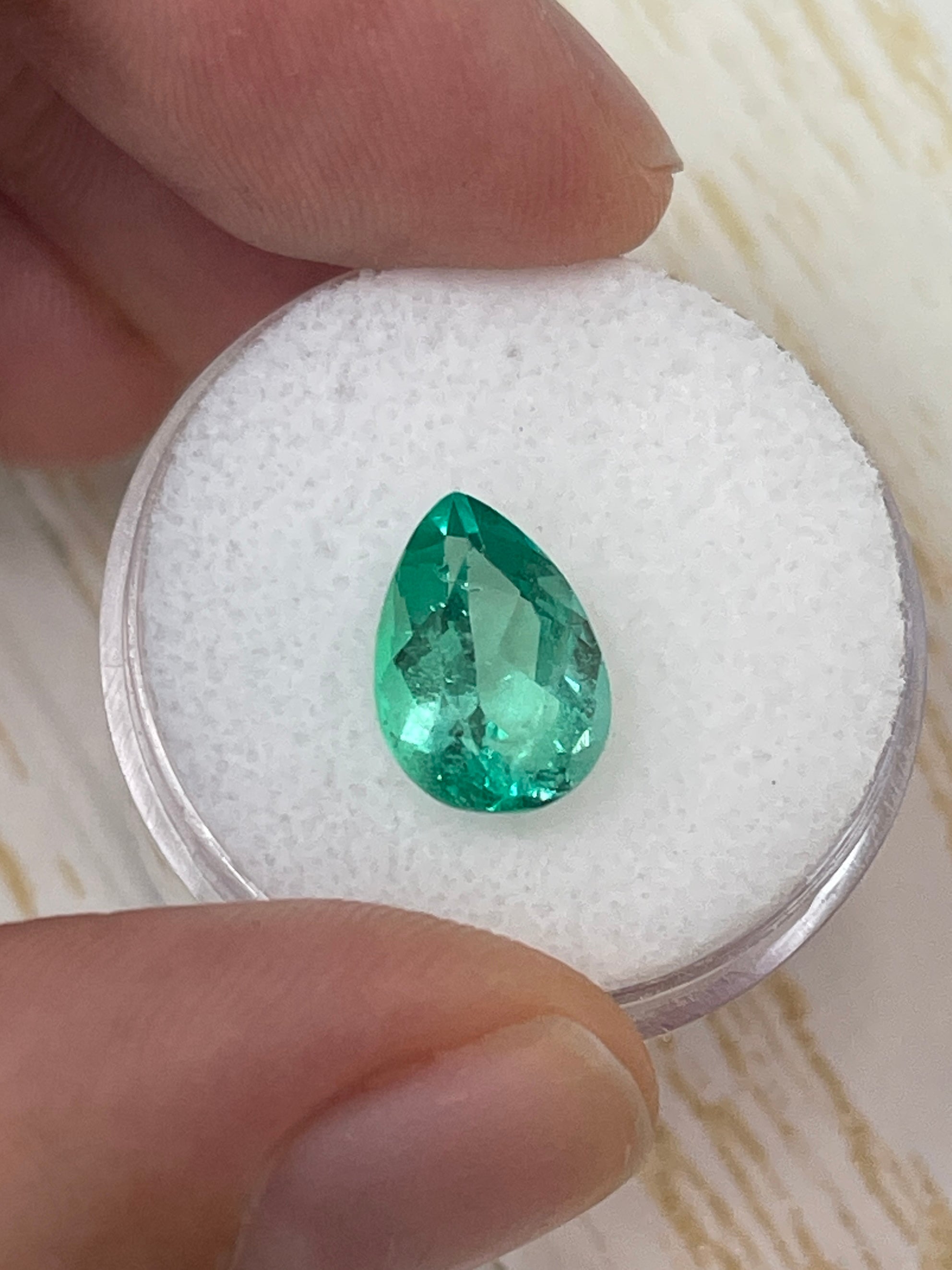 2.77 Carat 11x8mm Bubbly Natural Loose Colombian Emerald Pear Cut Gemstone for Jewelry Making, Engagement Rings & Luxury Gifts
