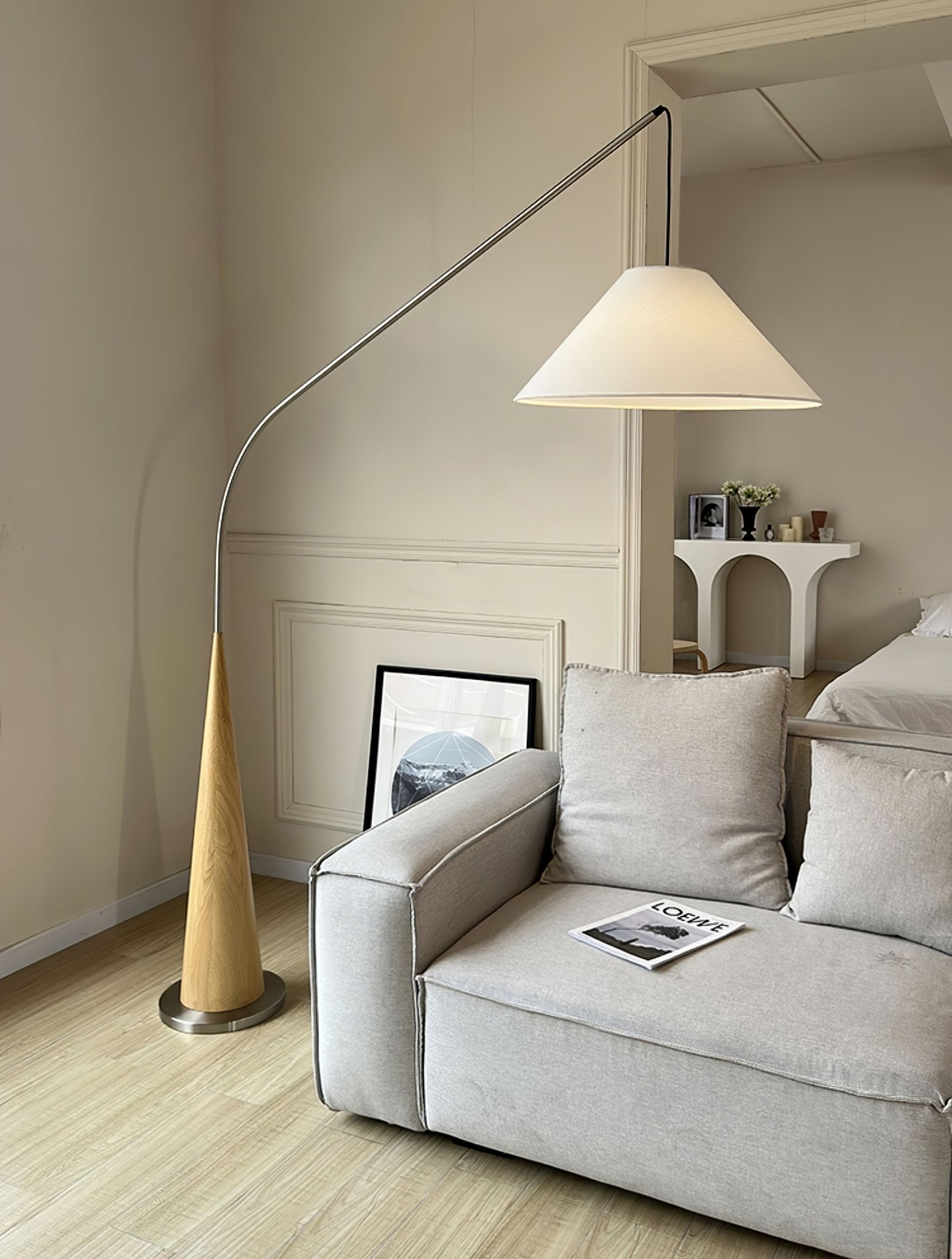 Arvo Arc Floor Lamp - Modern Adjustable LED Standing Light for Living Room, Bedroom & Office - Perfect for Reading, Working & Ambient Lighting