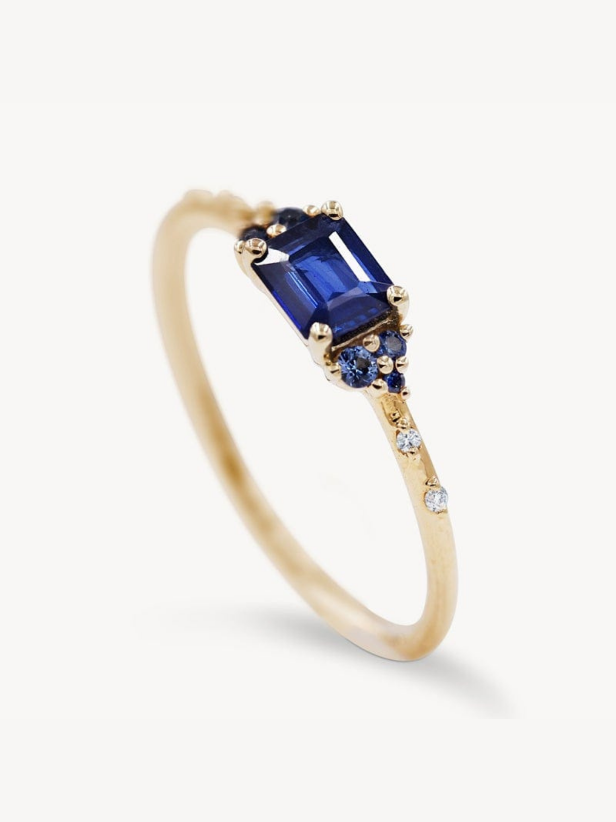 Stunning Blue Sapphire Ring for Women - 925 Sterling Silver Gemstone Jewelry - Perfect for Engagement, Wedding & Special Occasions