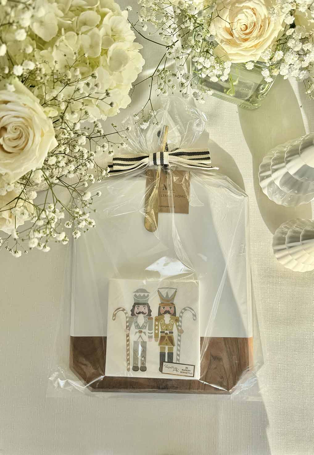Premium Christmas Board Gift Kit: Elegant Gilded Nutcracker Ornament Set - Perfect for Holiday Decor, Party Favors & Festive Home Decorations