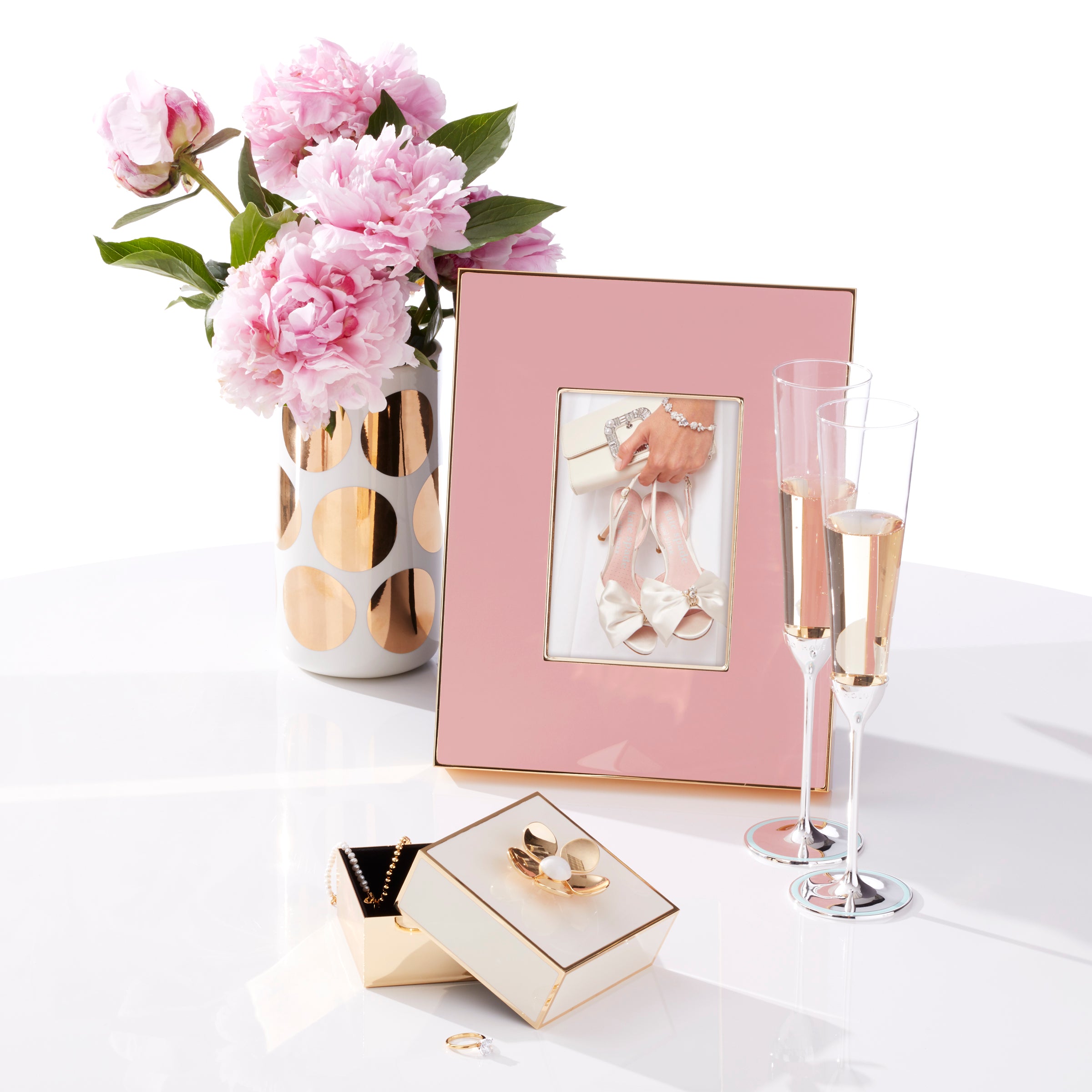 Make It Pop Floral Gift Box in Gold - Perfect for Birthdays, Weddings & Home Decor