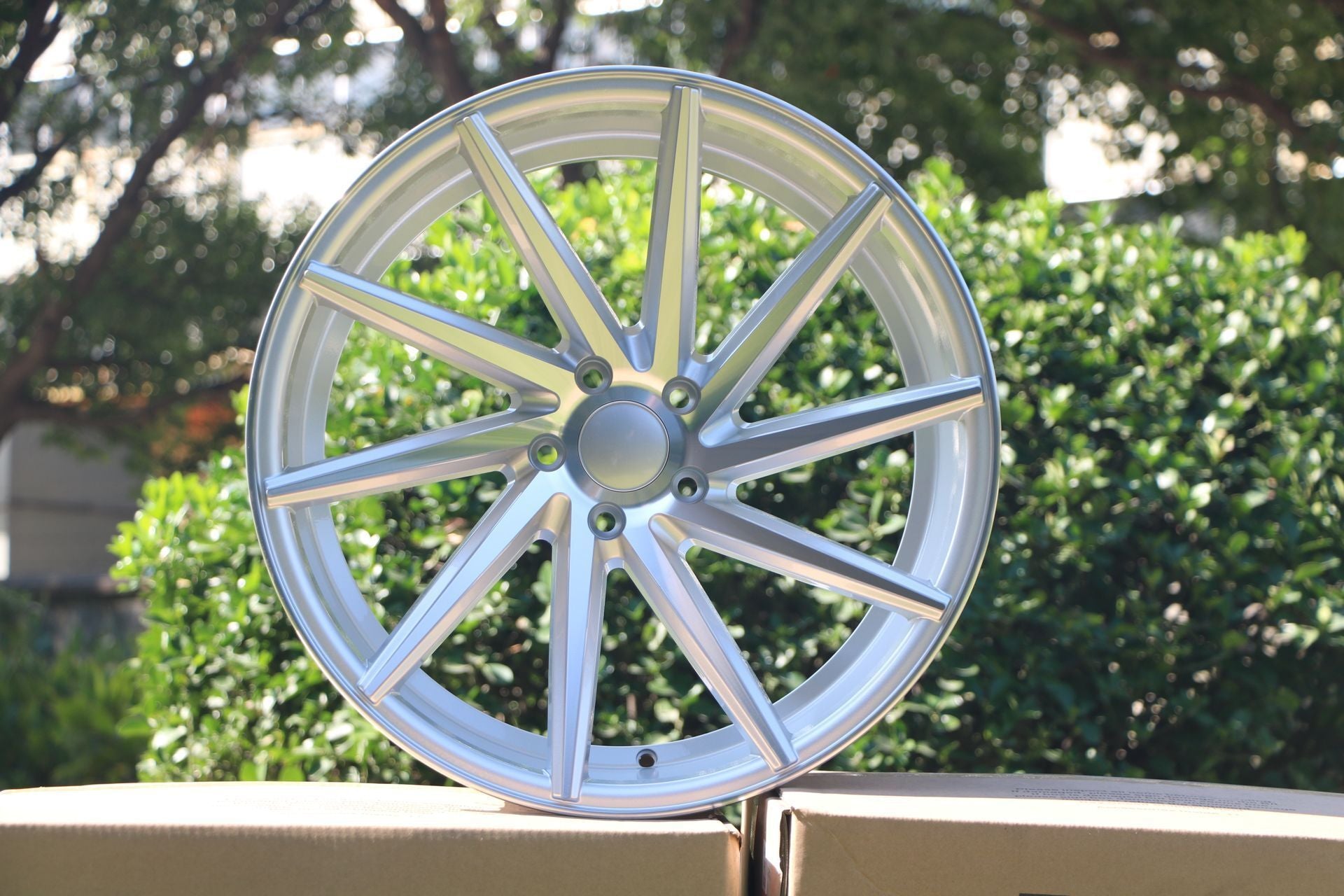 19-Inch Swirl Style Alloy Wheels - Premium Car Rims for Sedans & SUVs - Enhance Your Vehicle's Style & Performance for Street Driving & Car Shows