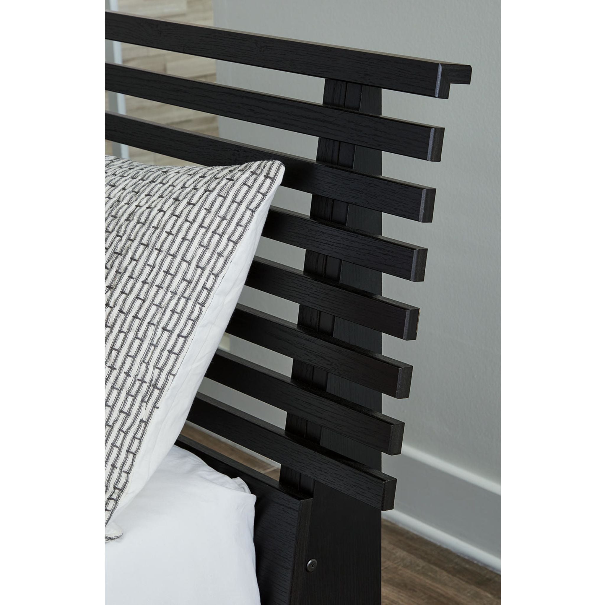 Danziar Slat Platform Bed Frame - Queen Size, Modern Minimalist Wooden Bed with Sturdy Support - Perfect for Bedroom, Guest Room & Small Spaces