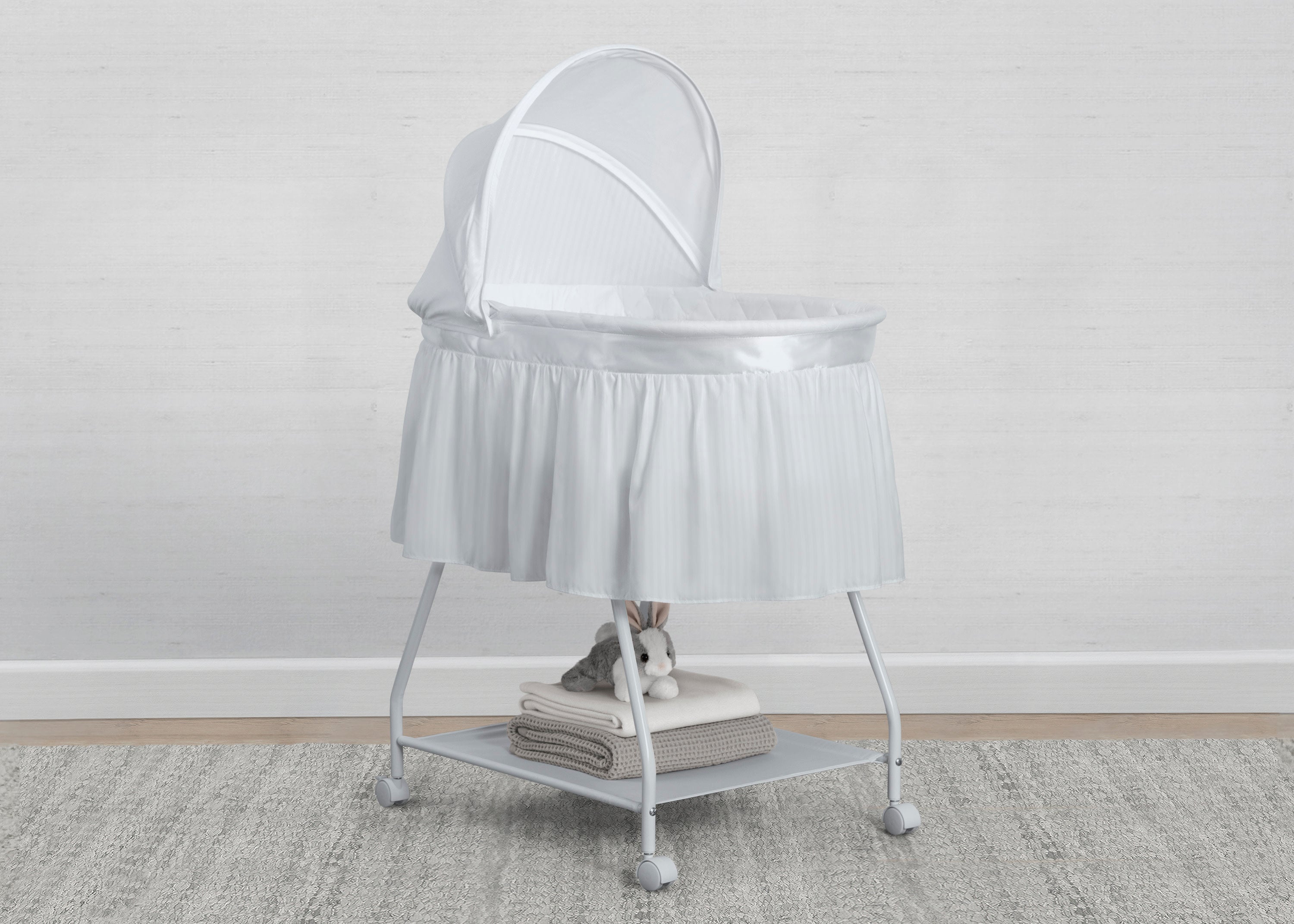 Classic Sweet Beginnings Bassinet - Portable Baby Crib for Newborns & Infants | Perfect for Nursery, Bedroom & Travel | Safe Sleep Solution for 0-6 Months