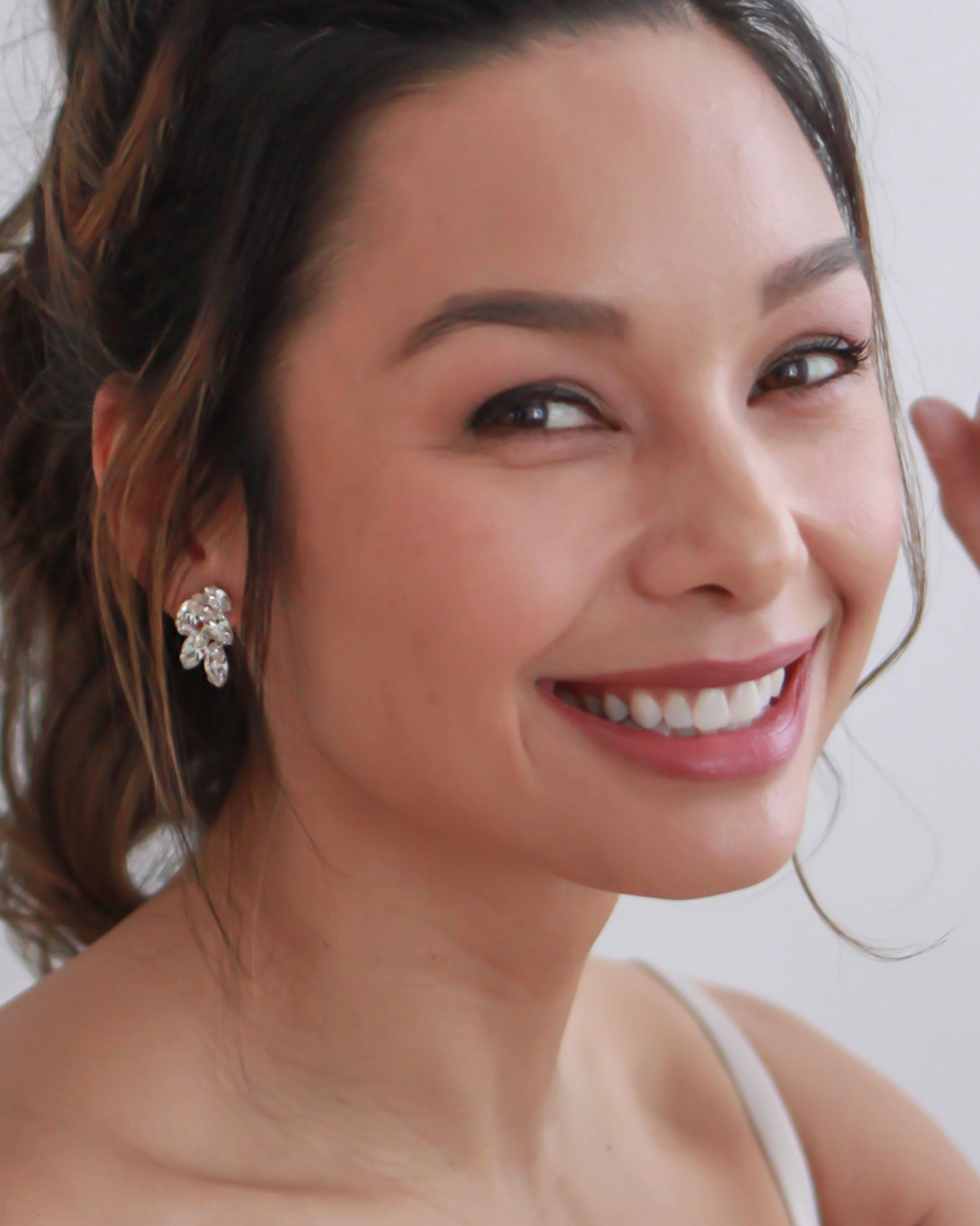 Eva Opal Stud Earrings – Dainty Opal Stone Earrings for Women, Hypoallergenic & Lightweight | Perfect for Everyday Wear, Parties & Gifts