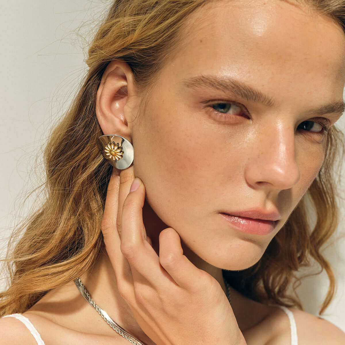 Metallic Oil Drip Daisy Stud Earrings for Women | Gold & Silver Floral Earrings | Trendy Boho Jewelry Gift for Her | Perfect for Parties, Weddings & Everyday Wear (JDE1009)