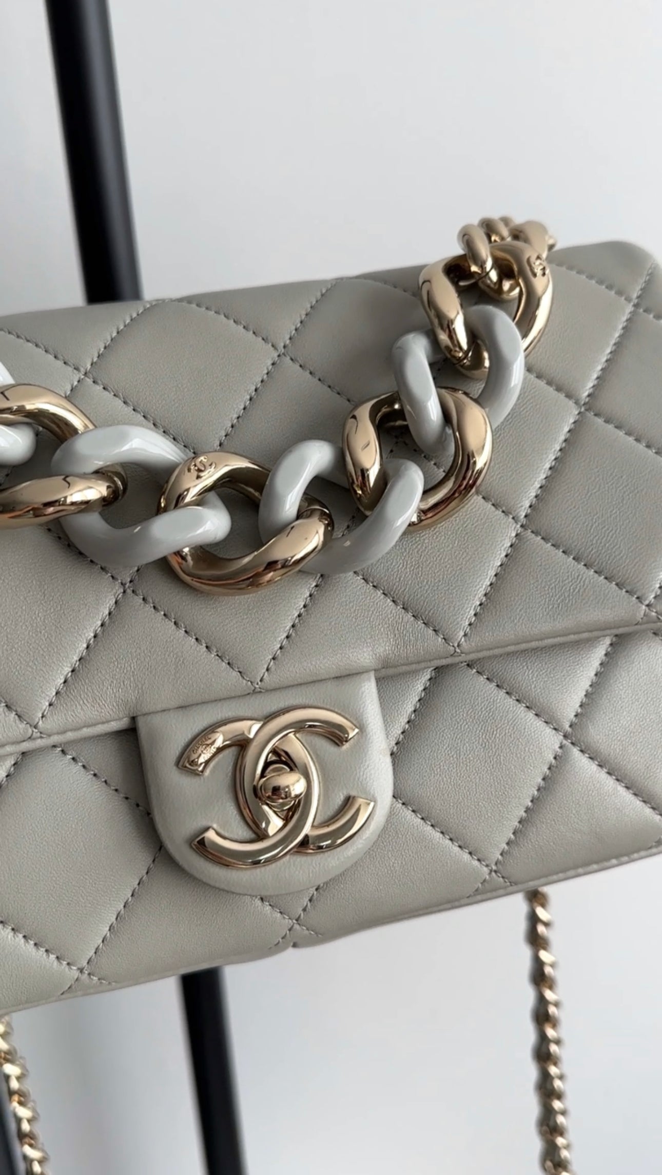 Chanel 22C Grey Leather Large Resin Bi-Color Chain Flap Bag - Luxury Designer Handbag for Women, Perfect for Parties, Work & Everyday Use