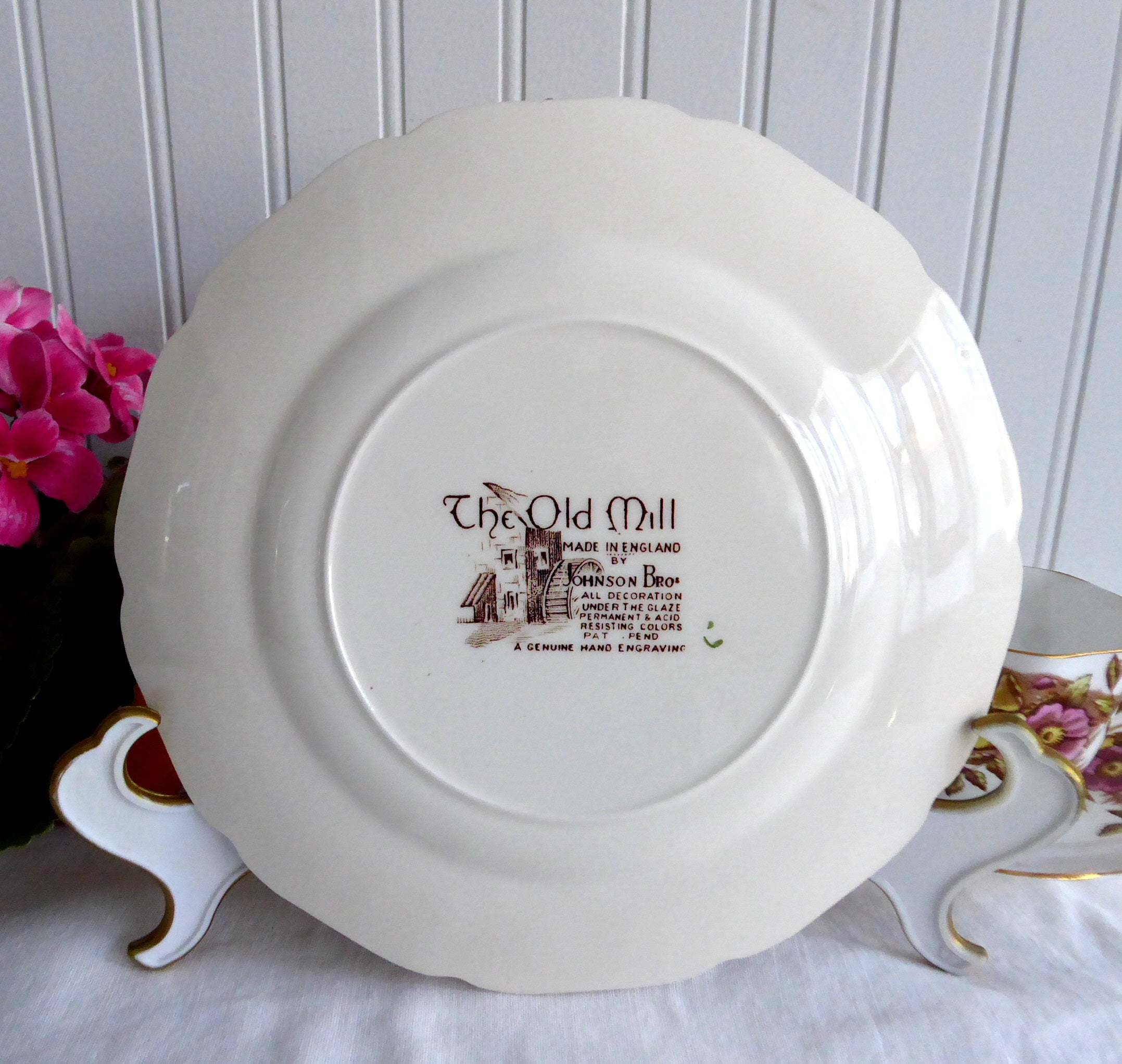 Johnson Brothers The Old Mill Salad Plate - Vintage 1960s English Brown Transferware - Perfect for Farmhouse Dining, Tea Parties & Collectible Display