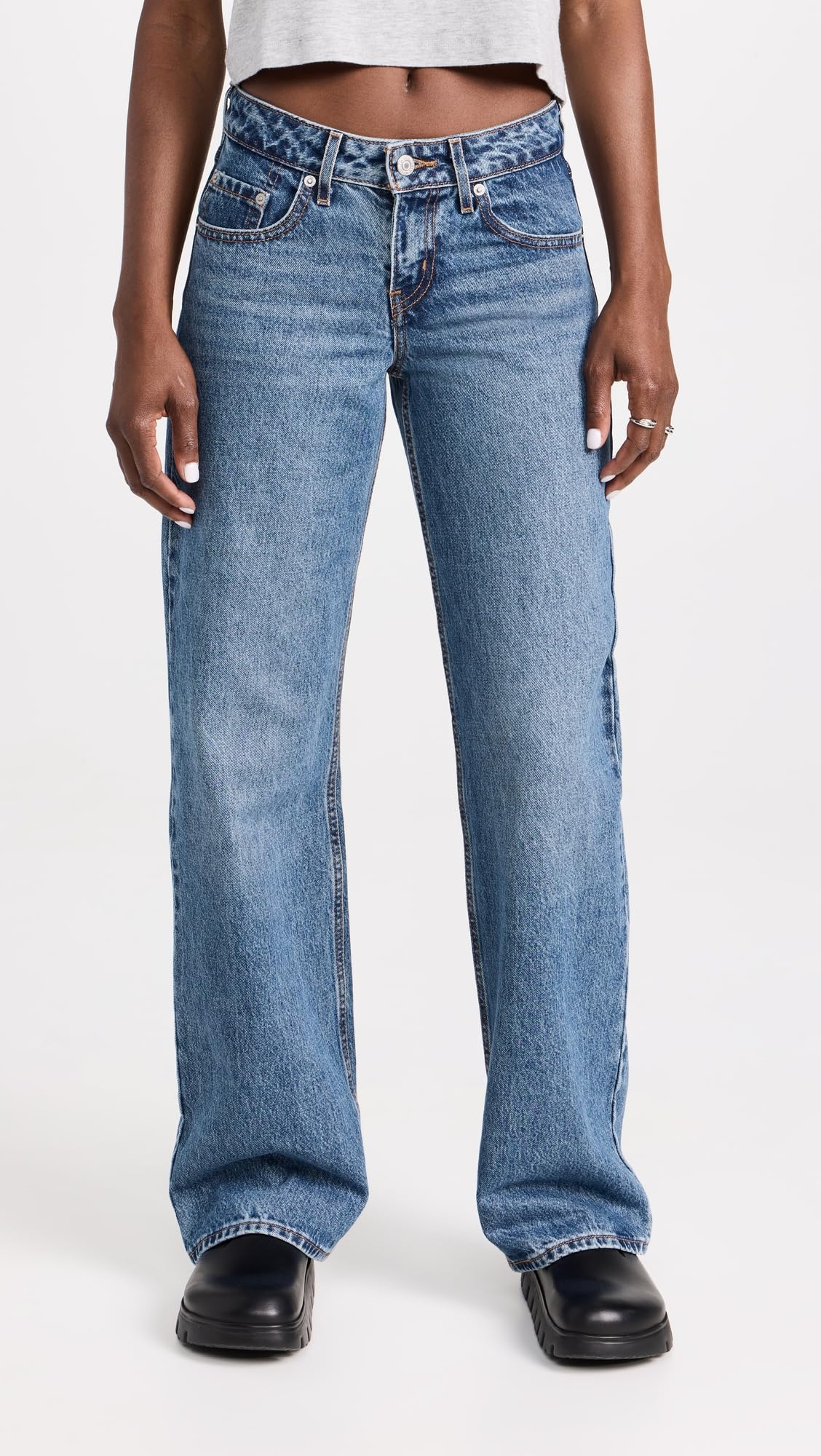 Levi's Women's Low Loose Fit Jeans - Comfortable & Stylish Denim Pants for Casual Wear, Outings & Everyday Fashion