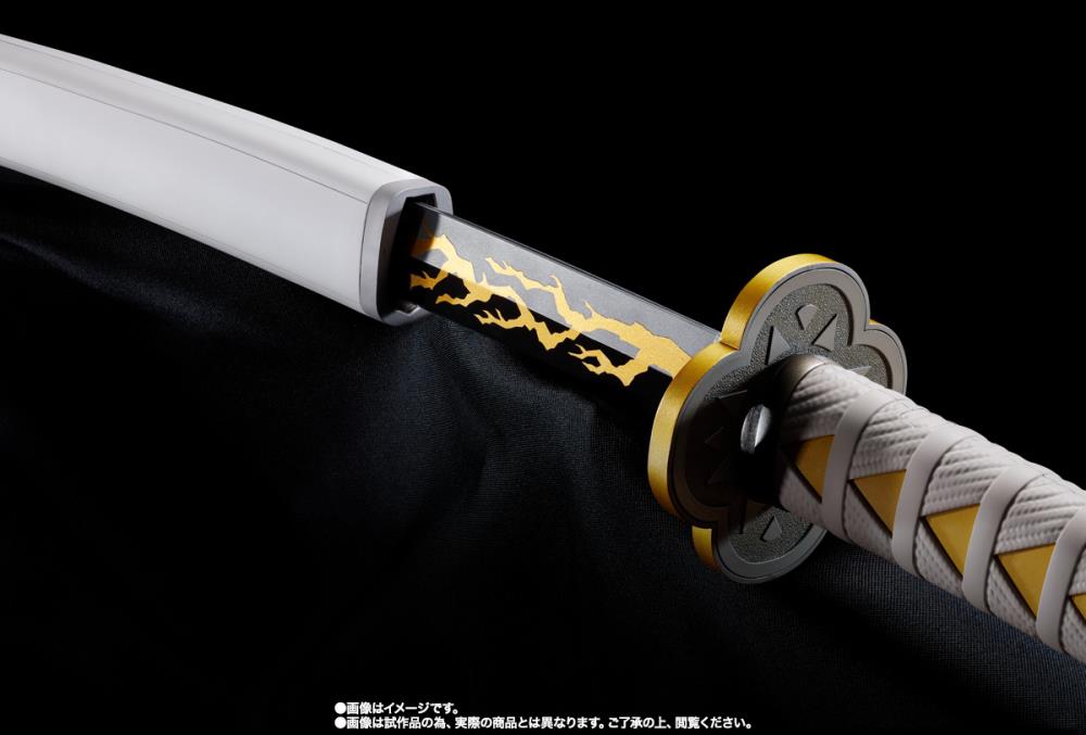Bandai Proplica Demon Slayer: Kimetsu no Yaiba Zenitsu Agatsuma's Nichirin Sword Replica - Anime Collectible for Cosplay, Display, and Gift Giving