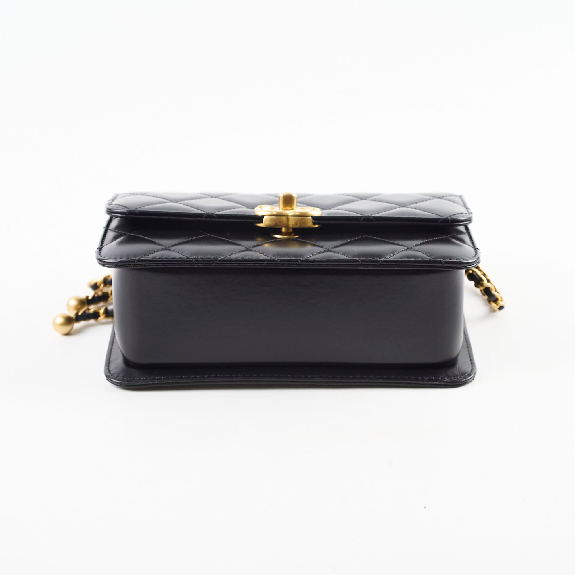 Chanel Perfect Fit Flap Bag Black Microchipped 2023 - Luxury Designer Handbag for Women, Everyday Use & Special Occasions