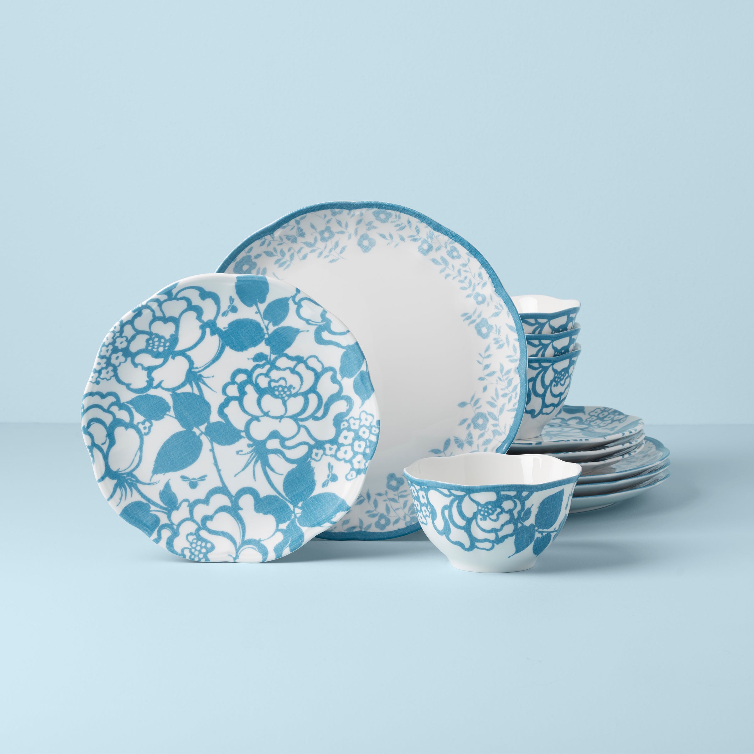 Butterfly Meadow Cottage Cornflower 12-Piece Dinnerware Set - Elegant Floral Porcelain Plates, Bowls & Mugs for Farmhouse Dining, Tea Parties & Home Decor