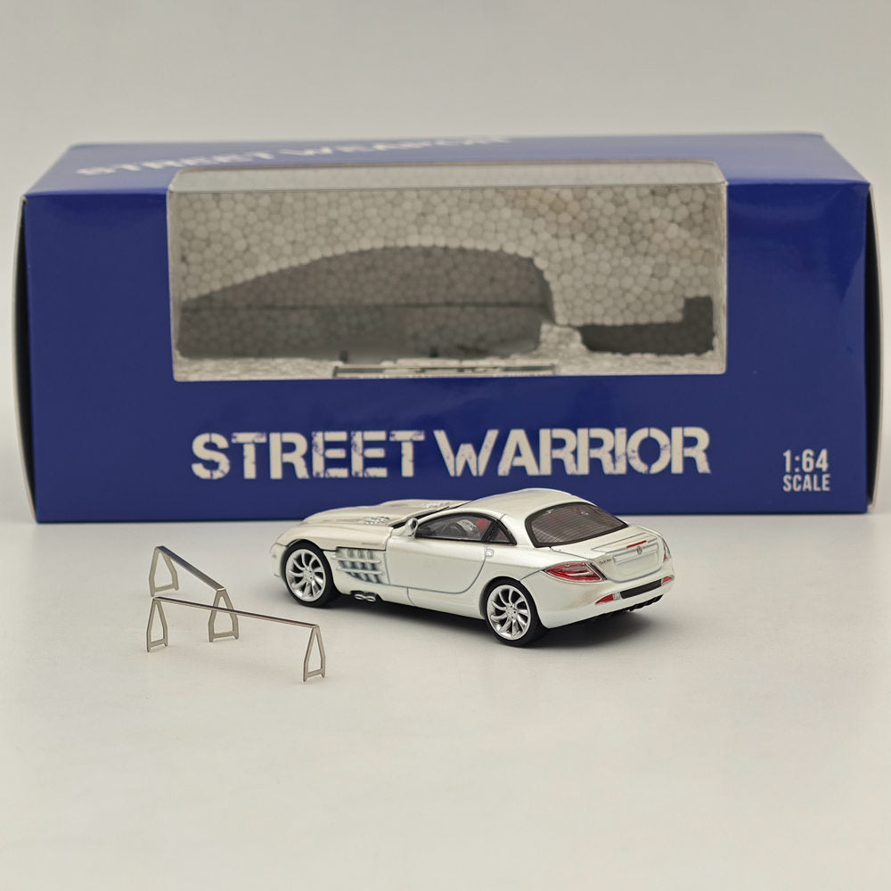 1:64 Scale Mercedes SLR McLaren White Diecast Model Car - Limited Edition Street Warrior Collection - Perfect for Collectors, Display, and Racing Enthusiasts