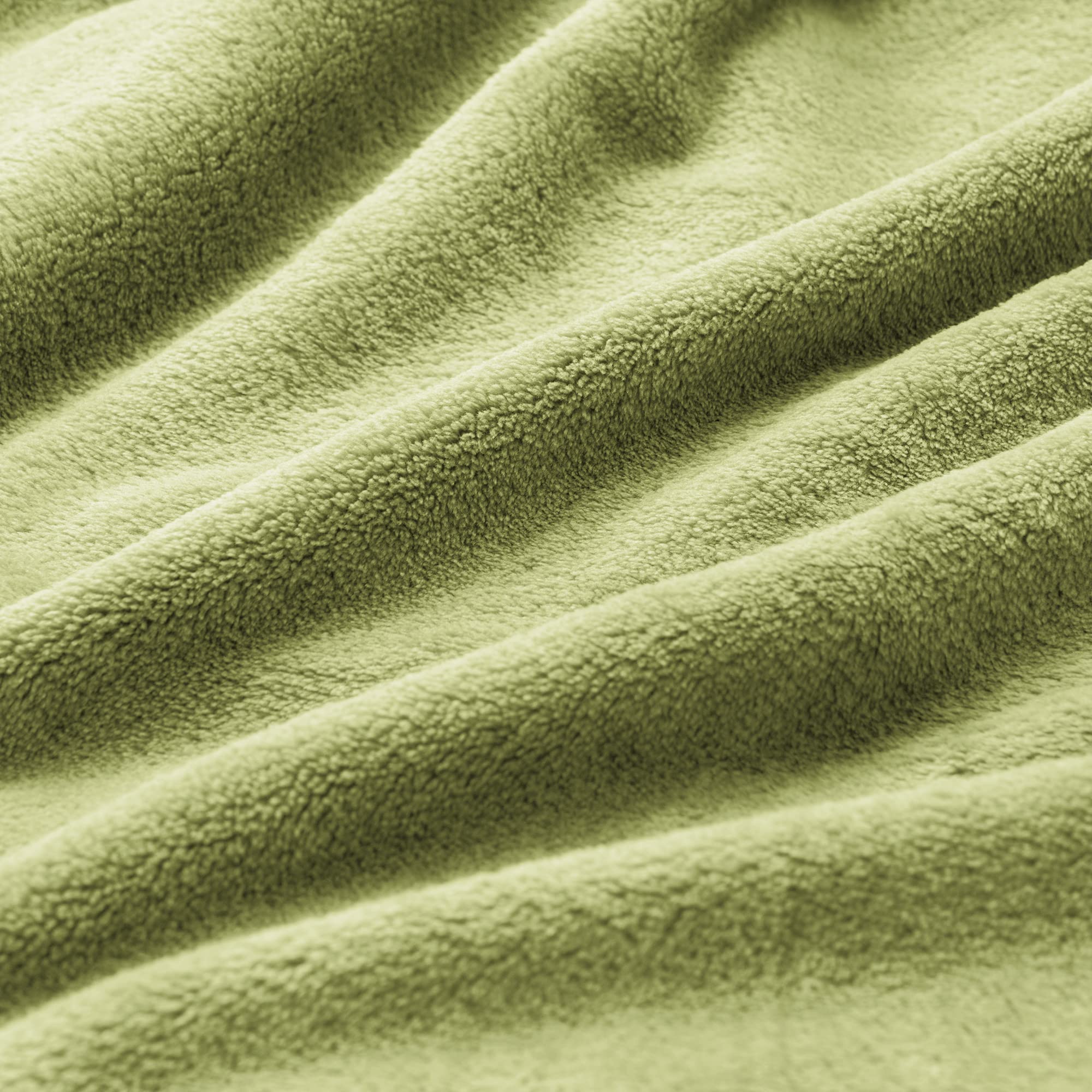 BEDELITE King Size Fleece Blanket - Ultra Soft & Warm Sage Green Plush Throw for Bed, Couch & Winter Use - 108
