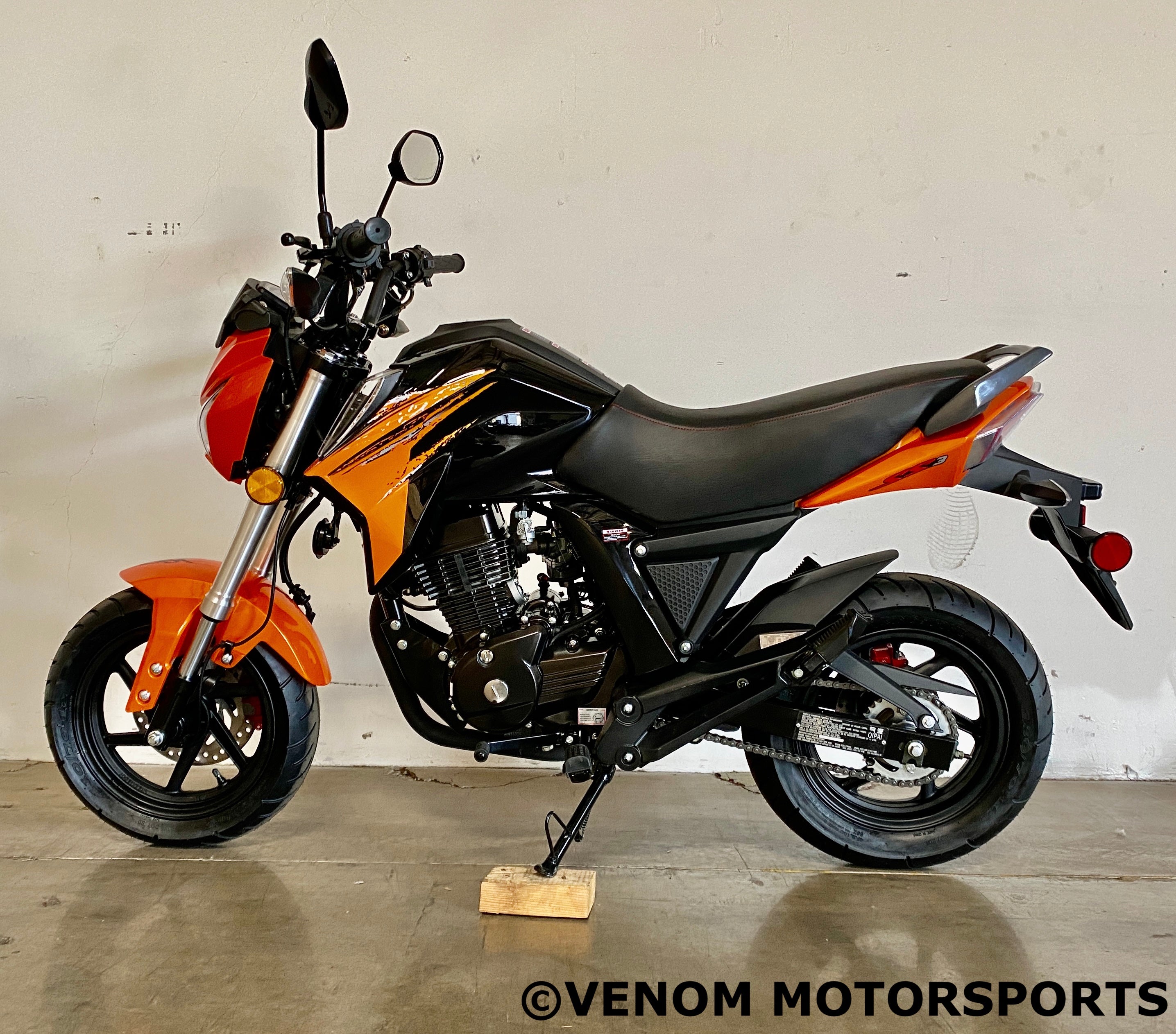 **Lifan SS3 150cc Motorcycle - 5-Speed Manual Dirt Bike for Adults, Off-Road & Trail Riding**