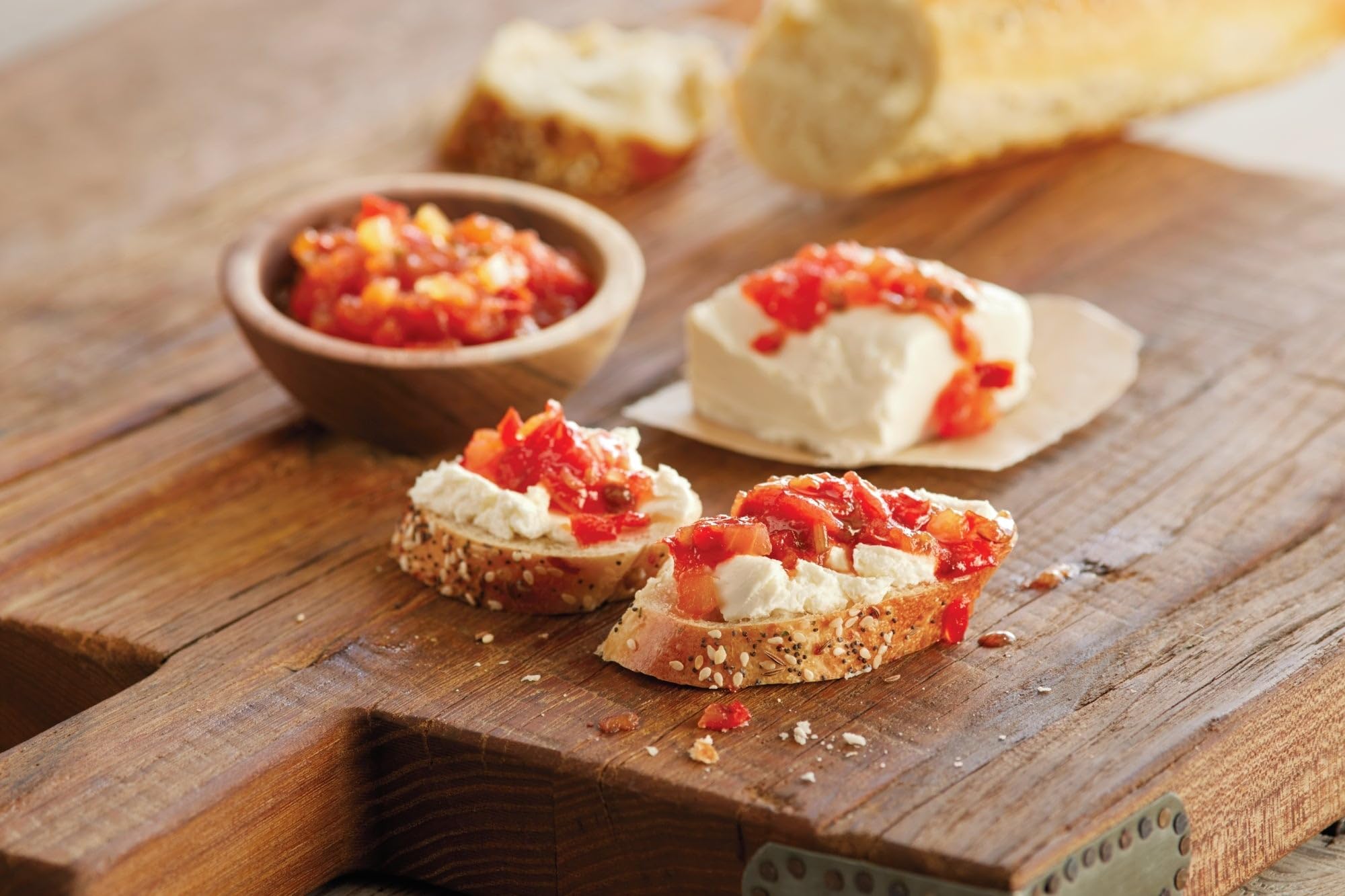 Harry & David Sweet Pepper & Onion Relish (10 oz) - Gourmet Sandwich Topping, Burger Condiment & Charcuterie Board Spread - Perfect for BBQs, Picnics & Holiday Gatherings