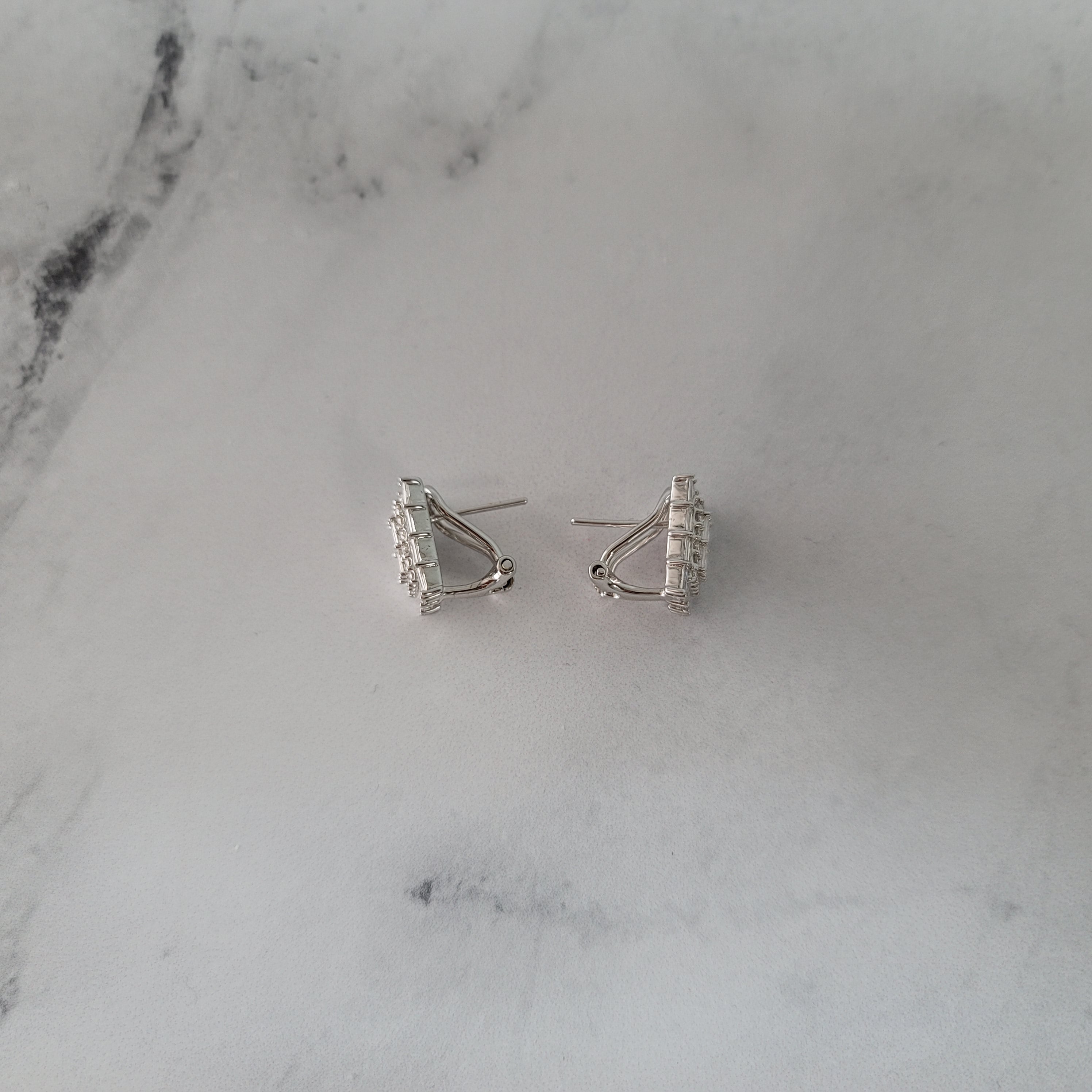 18k White Gold Baguette Diamond Cluster Earrings for Women - Elegant Wedding, Party & Evening Wear Jewelry Gift