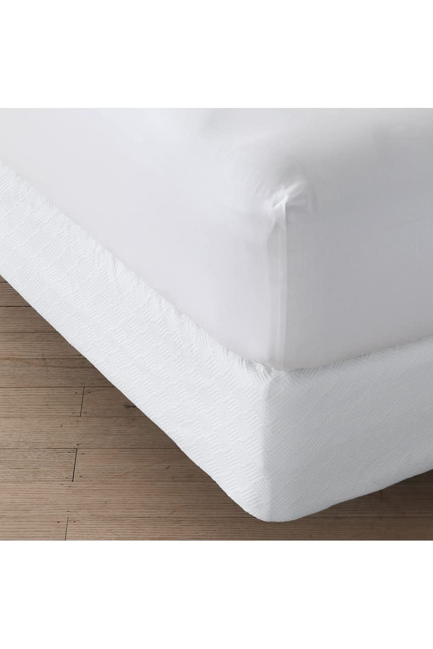 Lands' End Matelasse Box Spring Cover - White Twin Size, Fitted Bed Skirt for Dust Protection & Style - Perfect for Bedrooms, Guest Rooms & Dorm Decor