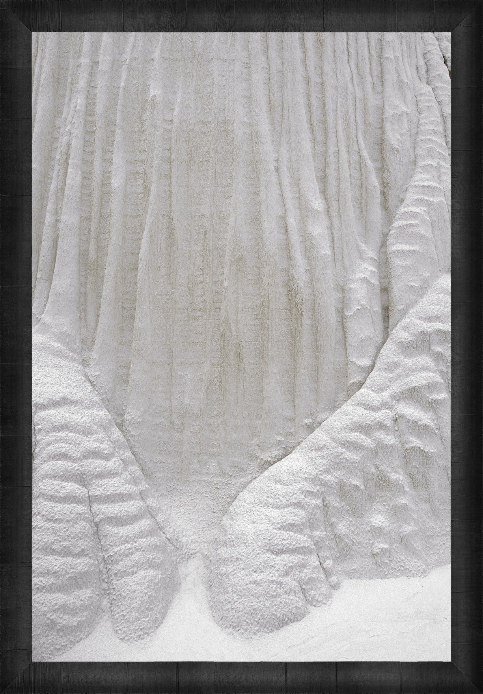 Ivory Falls - Elegant Home Decor & Wedding Centerpiece for Living Room, Bedroom, and Special Events