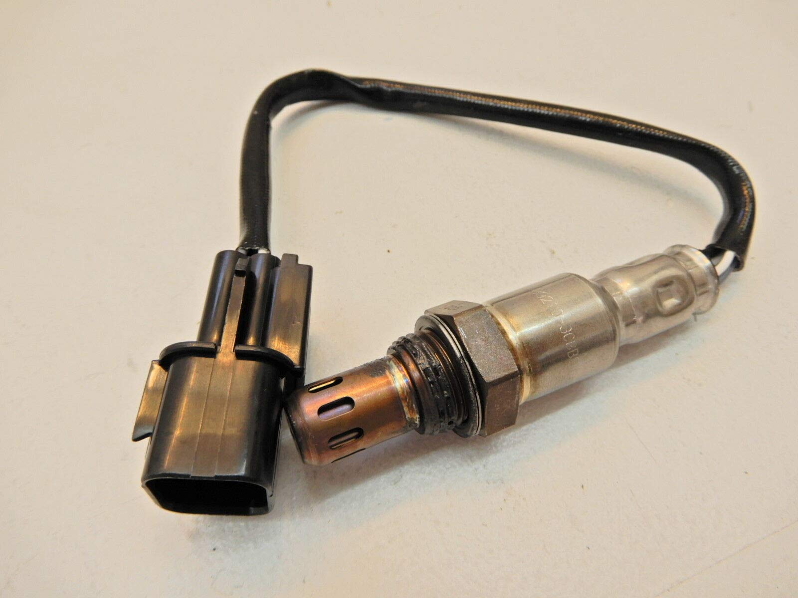 Kia 39210-3CBB0 Oxygen Sensor Replacement - Compatible with Kia Models - High Performance O2 Sensor for Improved Fuel Efficiency & Emissions - Perfect for Engine Tuning & Maintenance