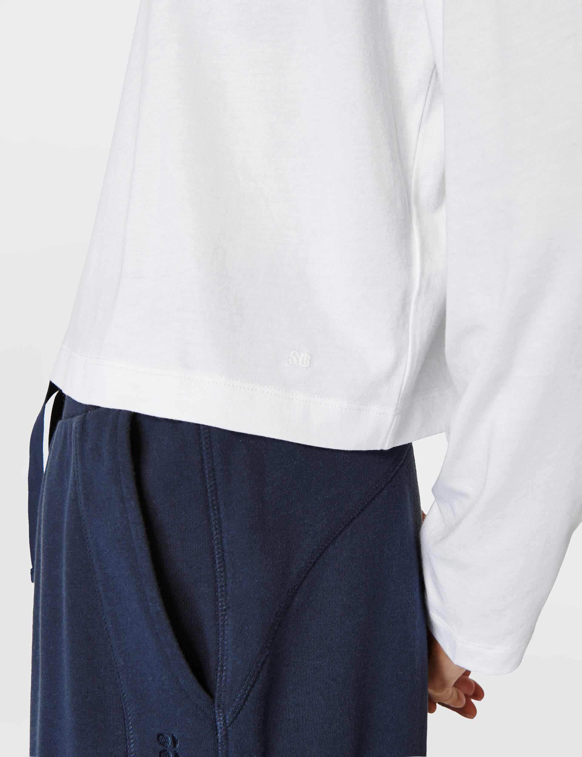 Essential Crop Long Sleeve T-Shirt for Women - Soft White Cotton Top for Casual Wear, Workout & Layering