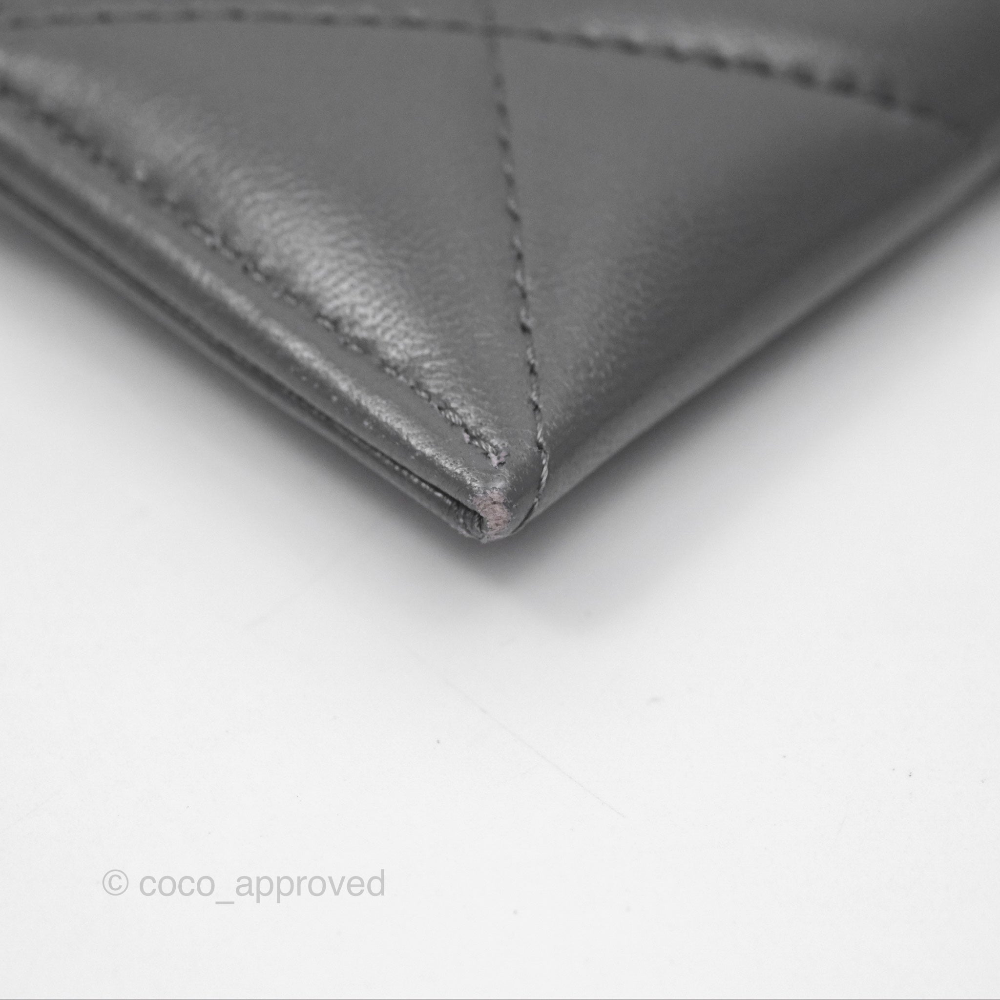 Chanel 19 Quilted Grey Leather Card Holder with Silver Hardware - Luxury Compact Wallet for Everyday Use & Travel