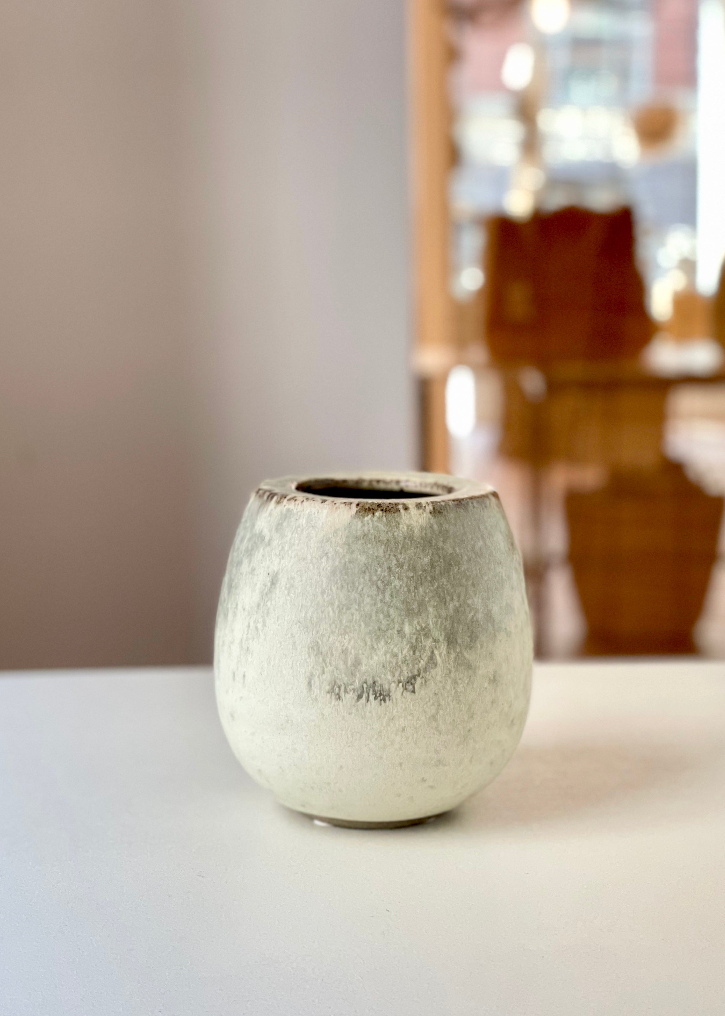Aage Würtz Handmade Ceramic Vase - Scandinavian Modern Home Decor for Living Room, Bedroom & Office - Perfect for Flowers and Interior Design