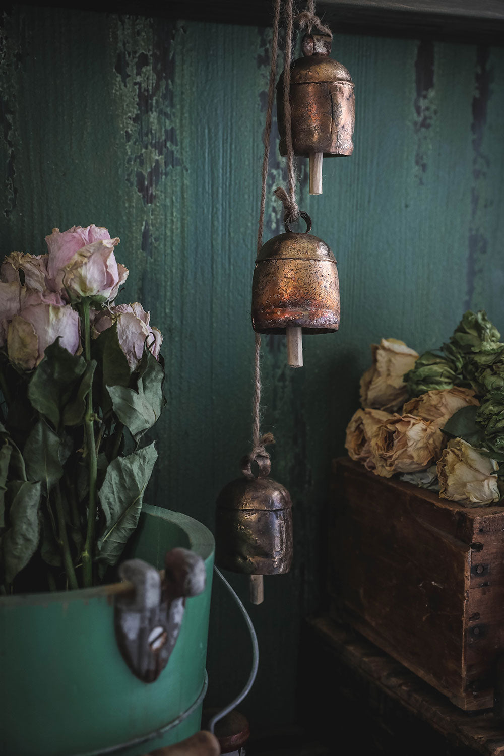 Cascading Bell Chime - Elegant Wind Chime for Outdoor Garden Decor & Relaxation | Perfect for Patio, Yard, and Meditation Spaces