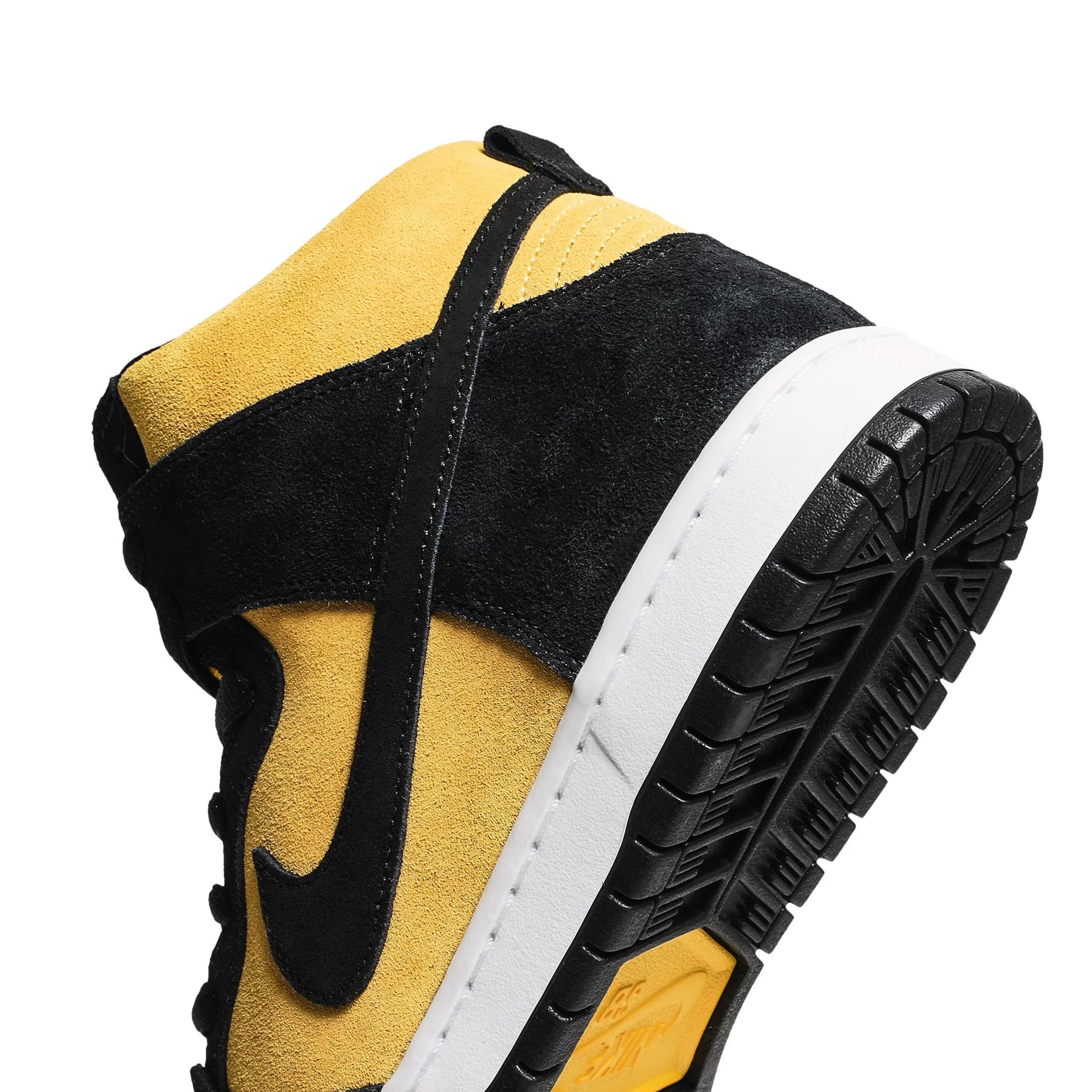 Nike Dunk High SB 'Reverse Goldenrod' Sneakers - Men's Retro Skateboarding Shoes for Streetwear & Casual Style | Perfect for Skateboarding, Urban Fashion, and Everyday Wear
