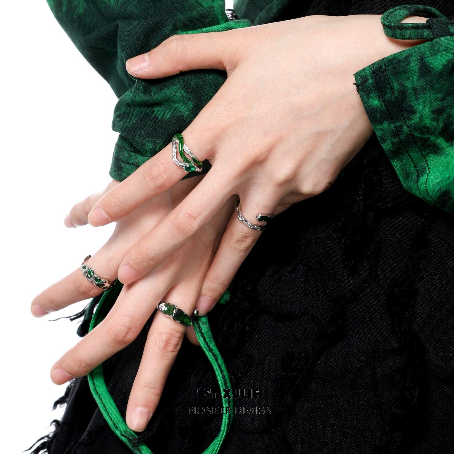 Slytherin House Sterling Silver Adjustable Snake Ring for Women & Men - Gothic Coiled Serpent Jewelry - Perfect for Halloween, Cosplay, and Harry Potter Fans