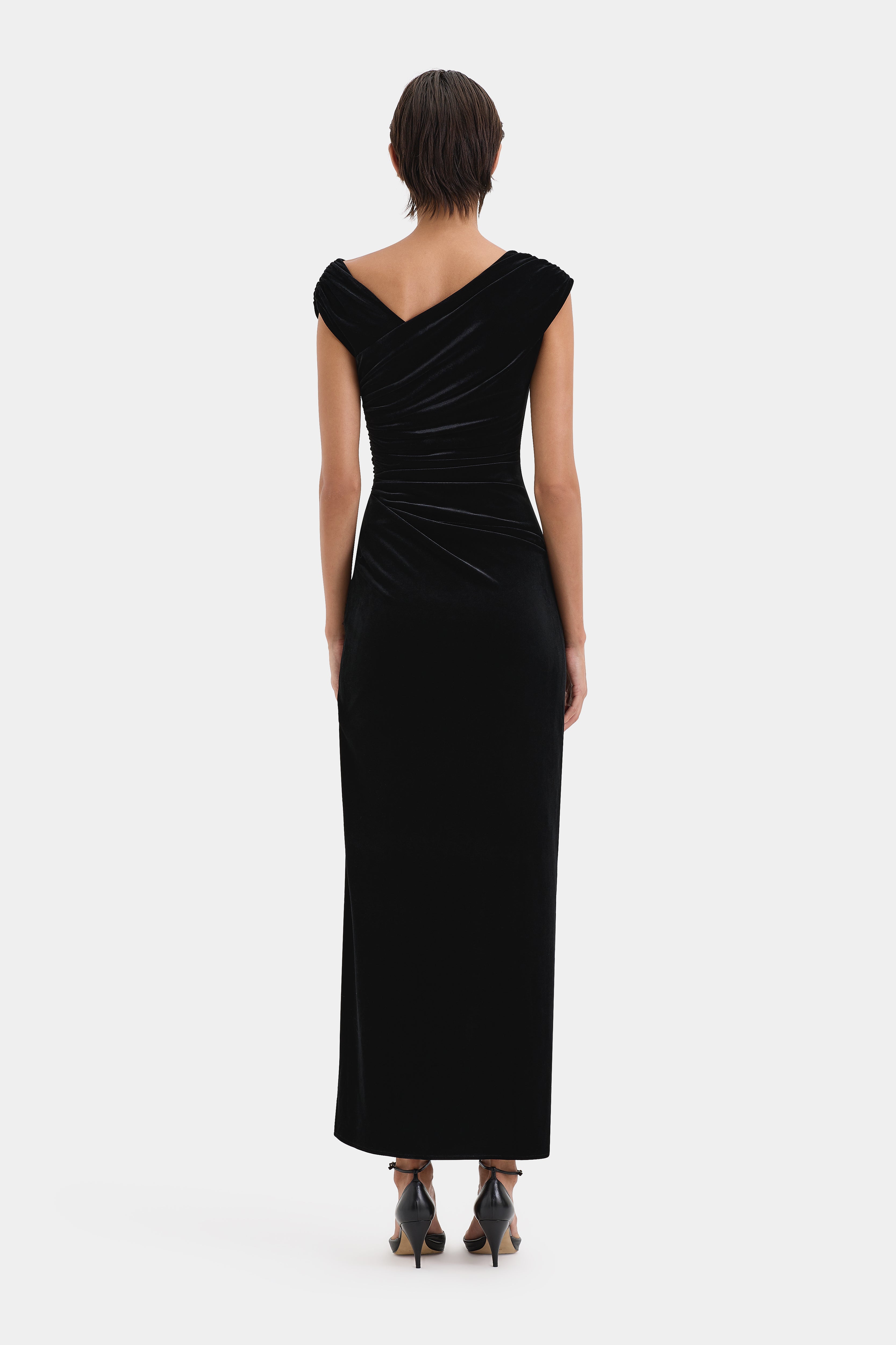 Ettore Black Gown - Elegant Formal Dress for Evening Parties, Prom, and Special Occasions