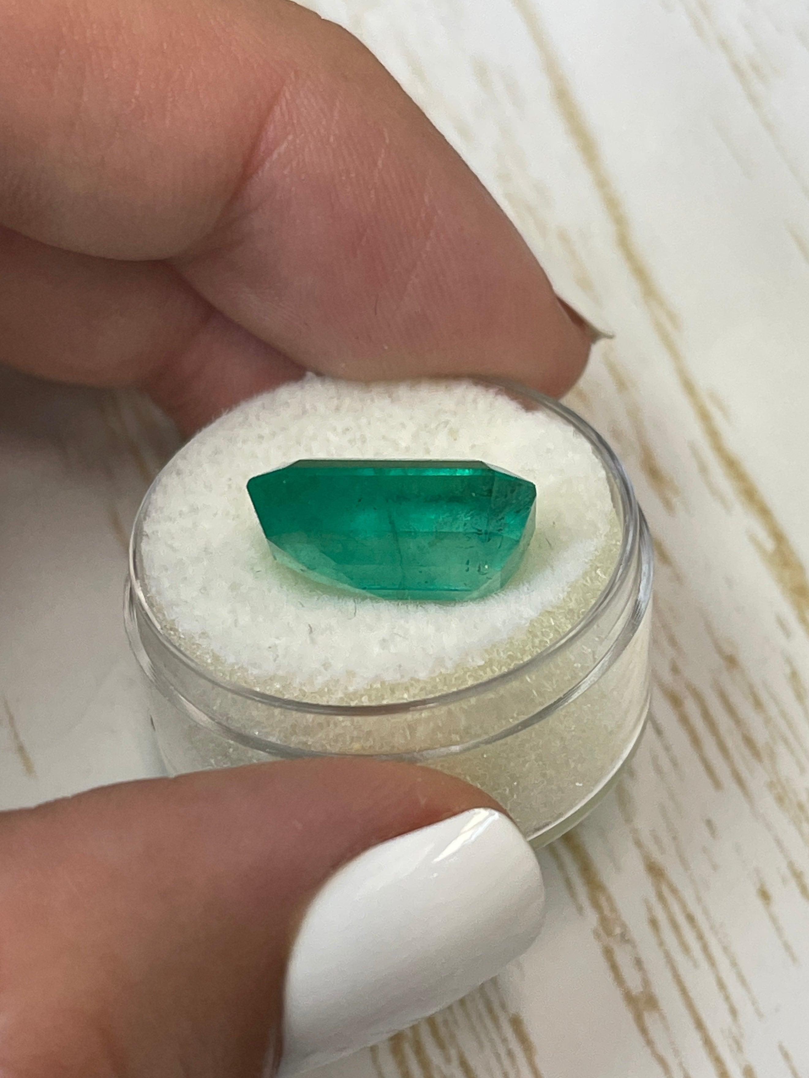 9.52 Carat Natural Loose Colombian Emerald - 15.4x11.50mm Emerald Cut Gemstone for Jewelry Making & Engagement Rings