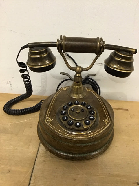 Vintage Rotary Dial Telephone - Retro Classic Home Decor & Unique Gift Idea for Collectors - Perfect for Home Office, Themed Parties, and Vintage Lovers