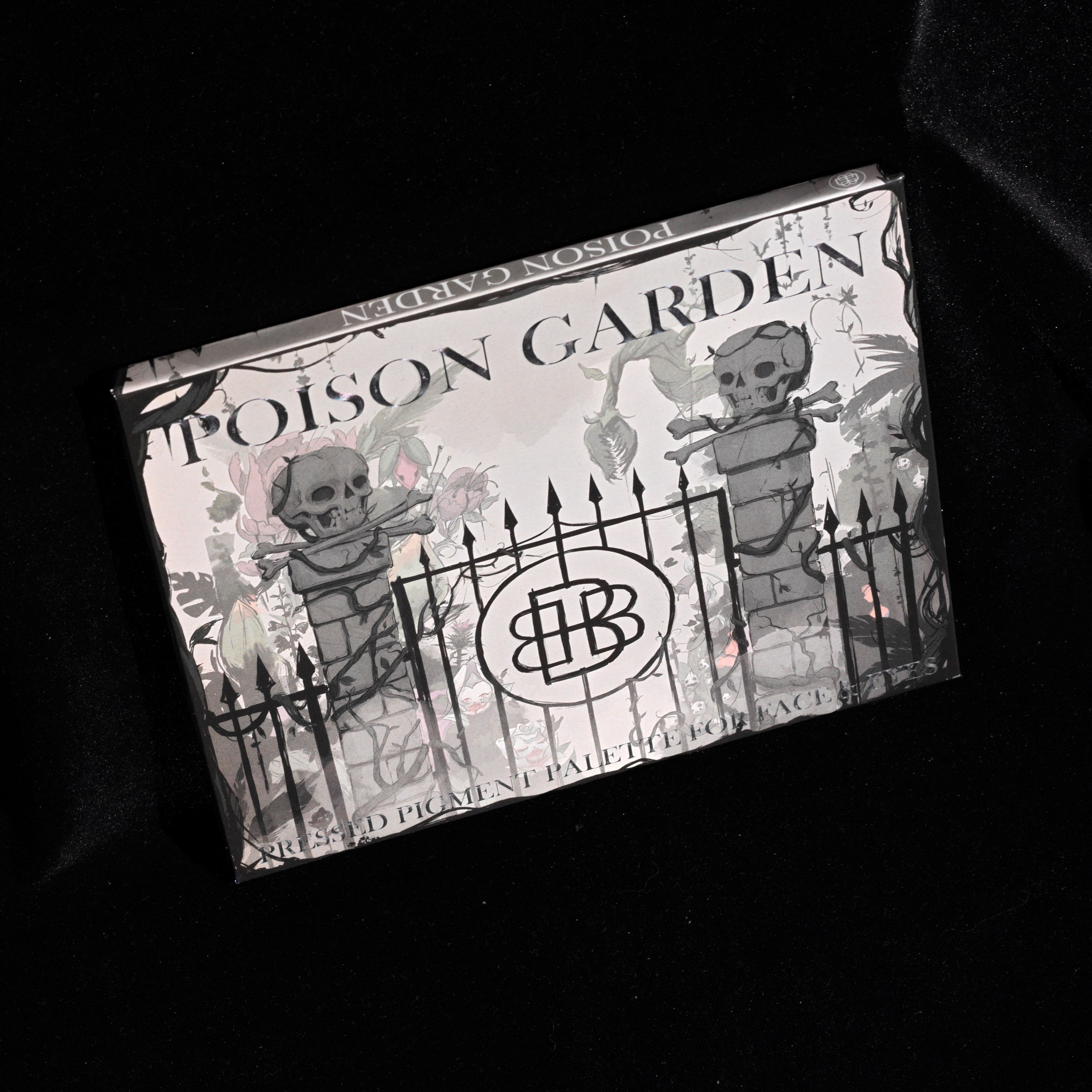 Poison Garden Eyeshadow Palette - 12 Highly Pigmented Matte & Shimmer Shades | Vegan & Cruelty-Free Makeup | Perfect for Halloween, Cosplay & Night Out Looks