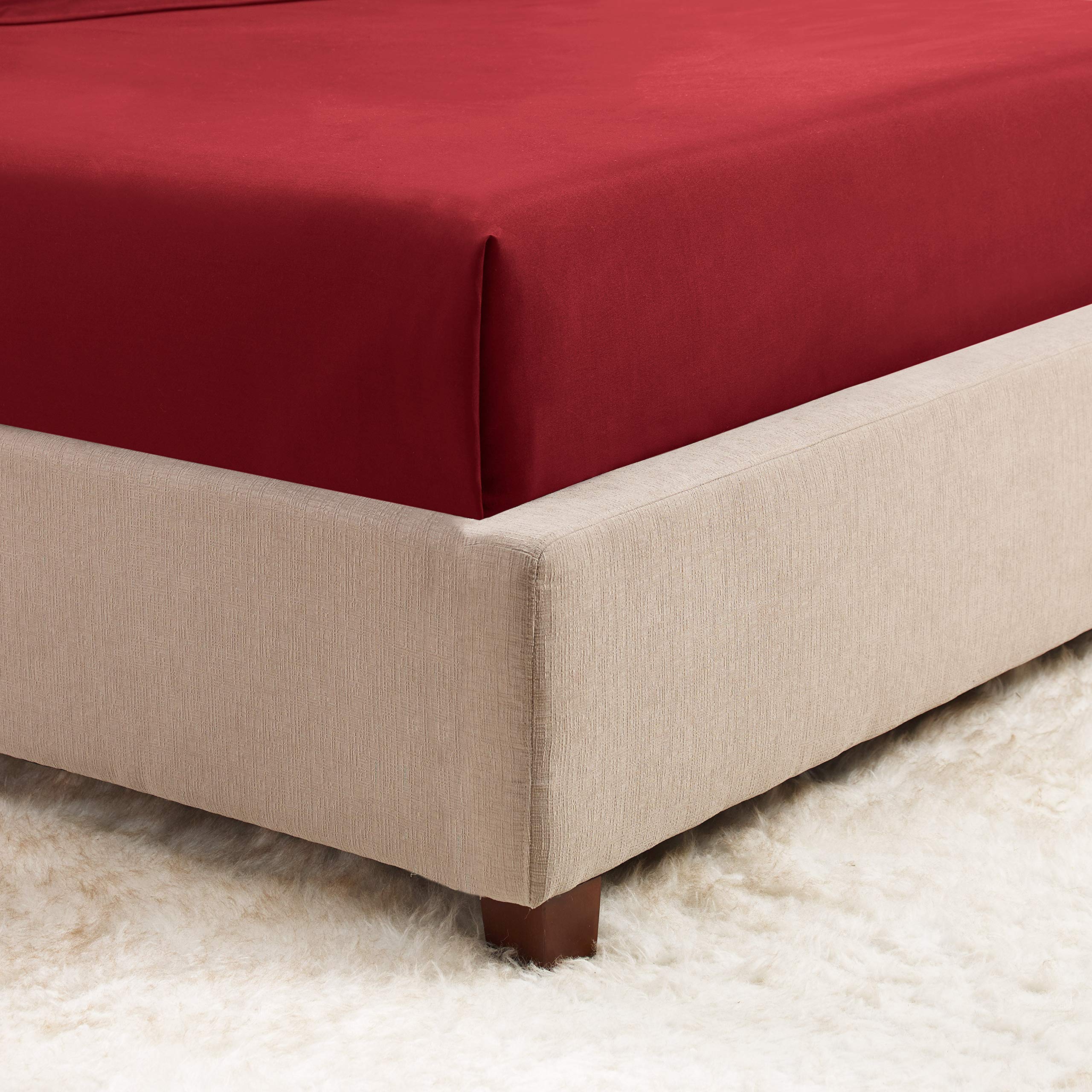 Luxurious 600 Thread Count King Size Cotton Bed Sheet Set - 4-Piece Sateen Solid Red Deep Pocket Sheets (Fits up to 25