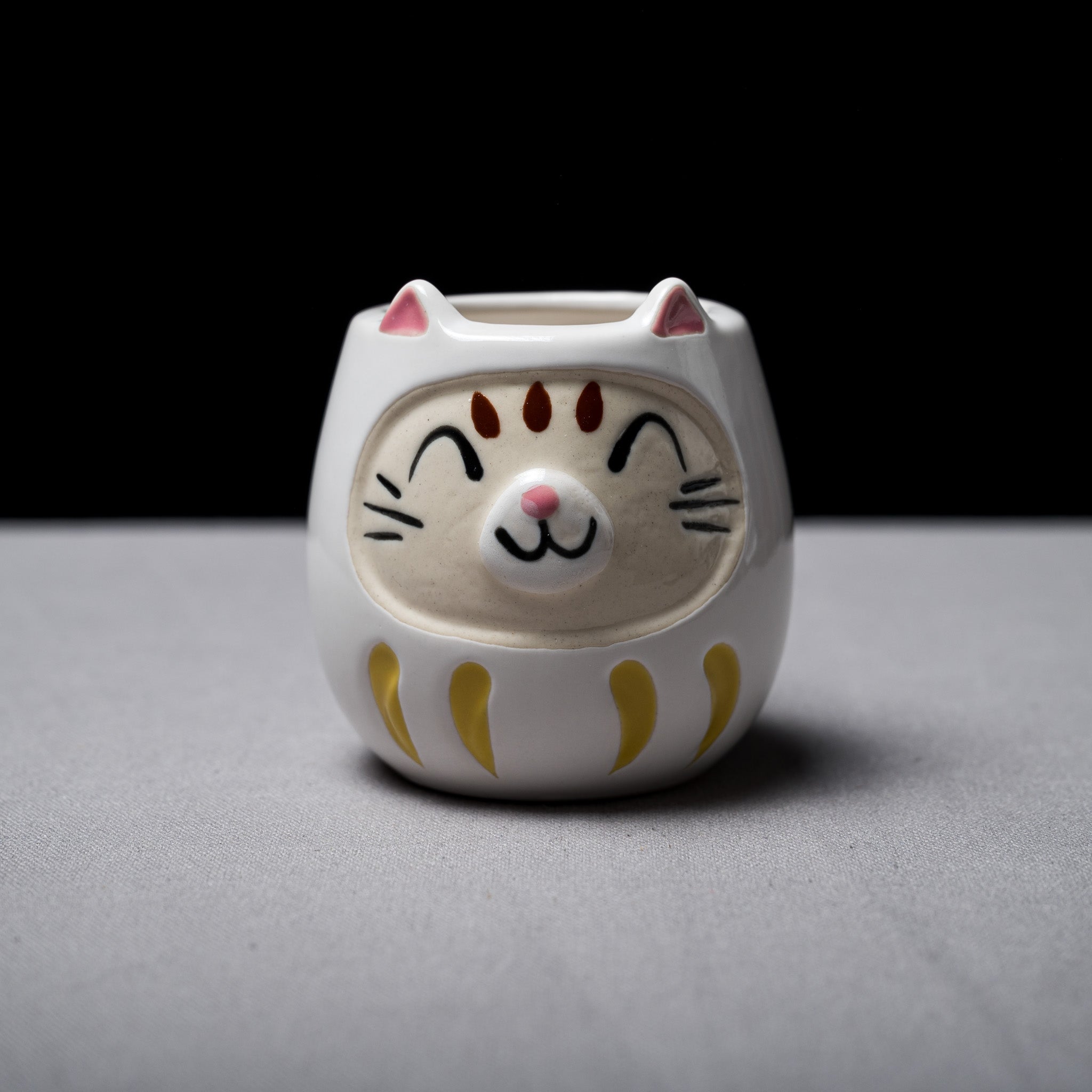 Lucky Cat Daruma Ceramic Coffee Mug - 8 Vibrant Colors for Home, Office & Gift Giving | Japanese Fortune Cat Design for Good Luck & Success