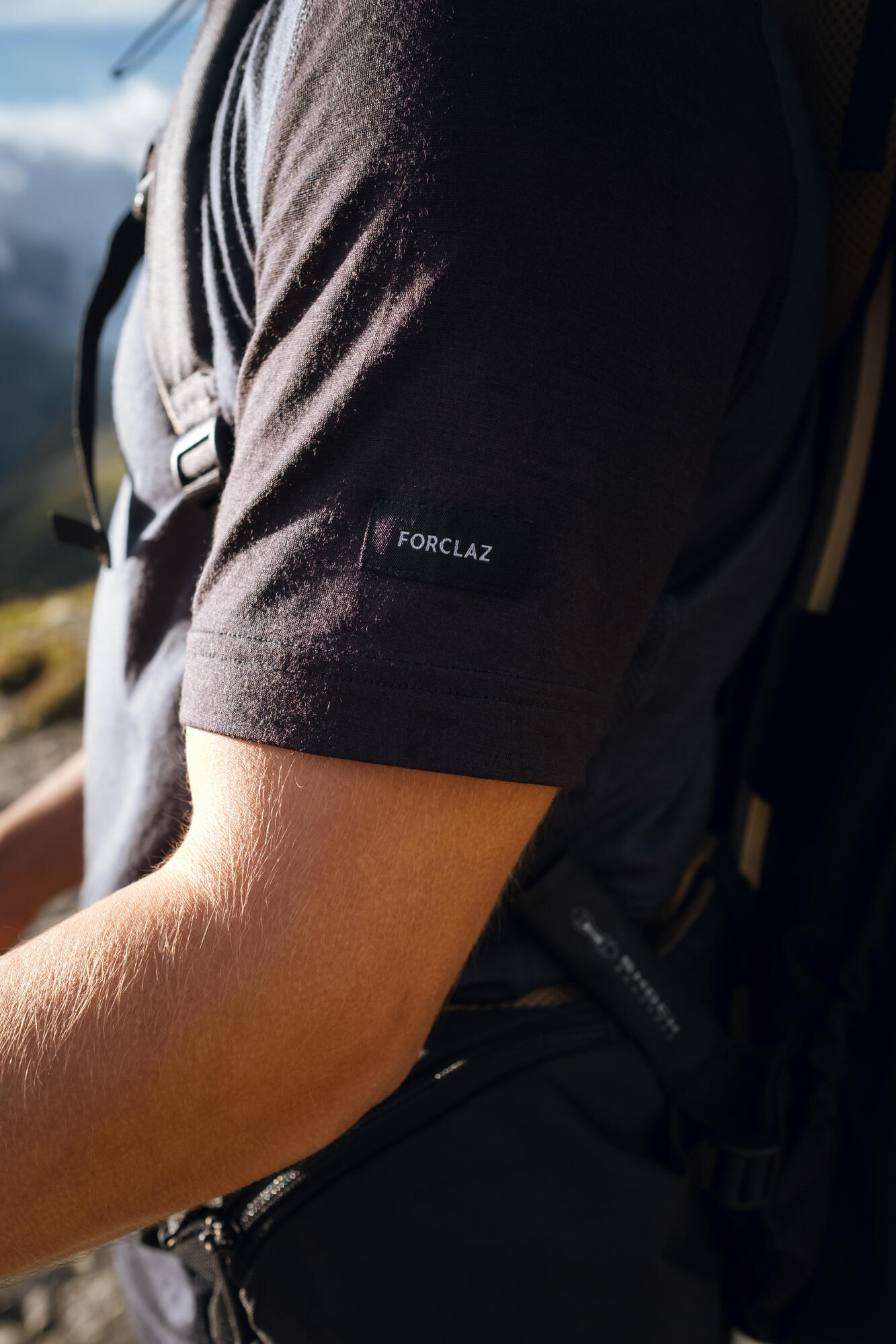 Forclaz Men's MT500 Merino Wool T-Shirt - Breathable & Odor-Resistant Hiking & Travel Base Layer for Outdoor Adventures