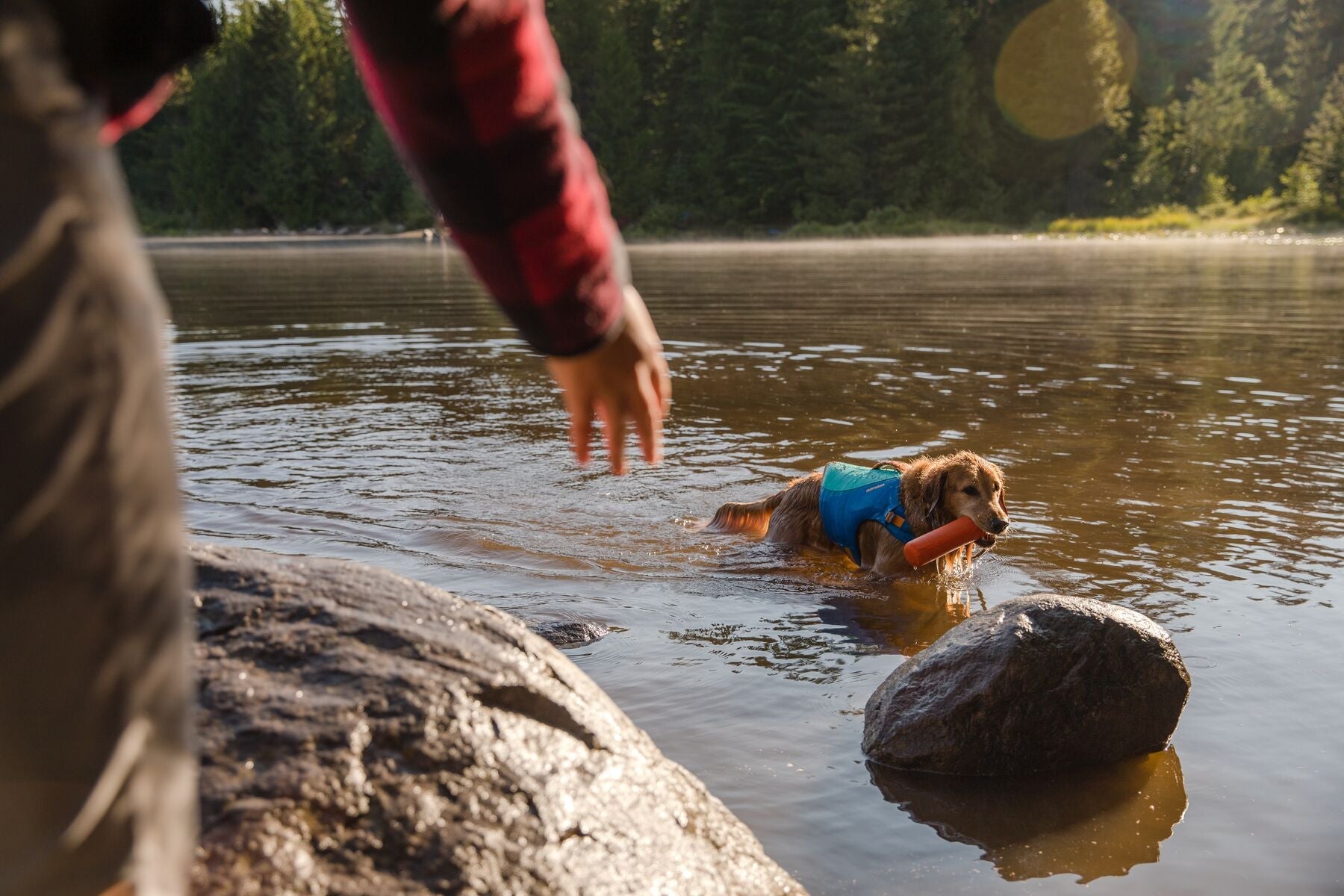 Ruffwear Lunker Floating Foam Dog Toy for Water Play - Campfire Orange, Durable & Fun Chew Toy for Swimming, Fetch & Outdoor Adventures