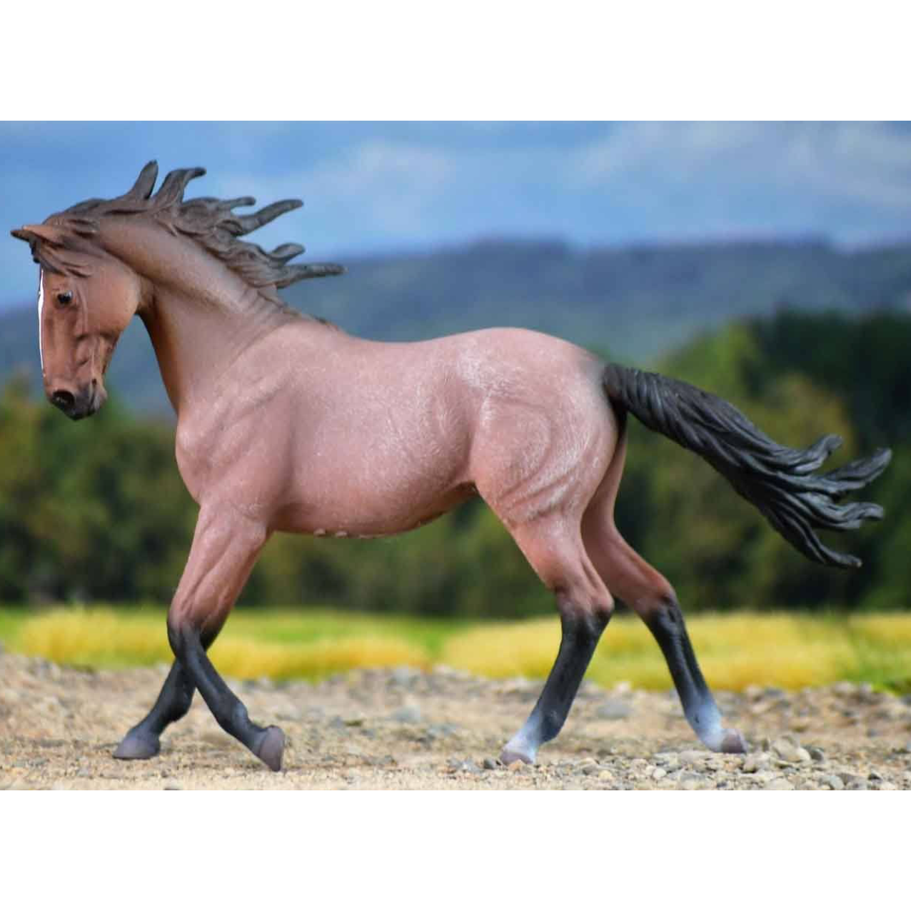 Breyer Bay Roan Mustang Mare - Hand-Painted Collectible Horse Model for Display, Gifts & Equestrian Decor | Perfect for Collectors, Kids & Home Décor