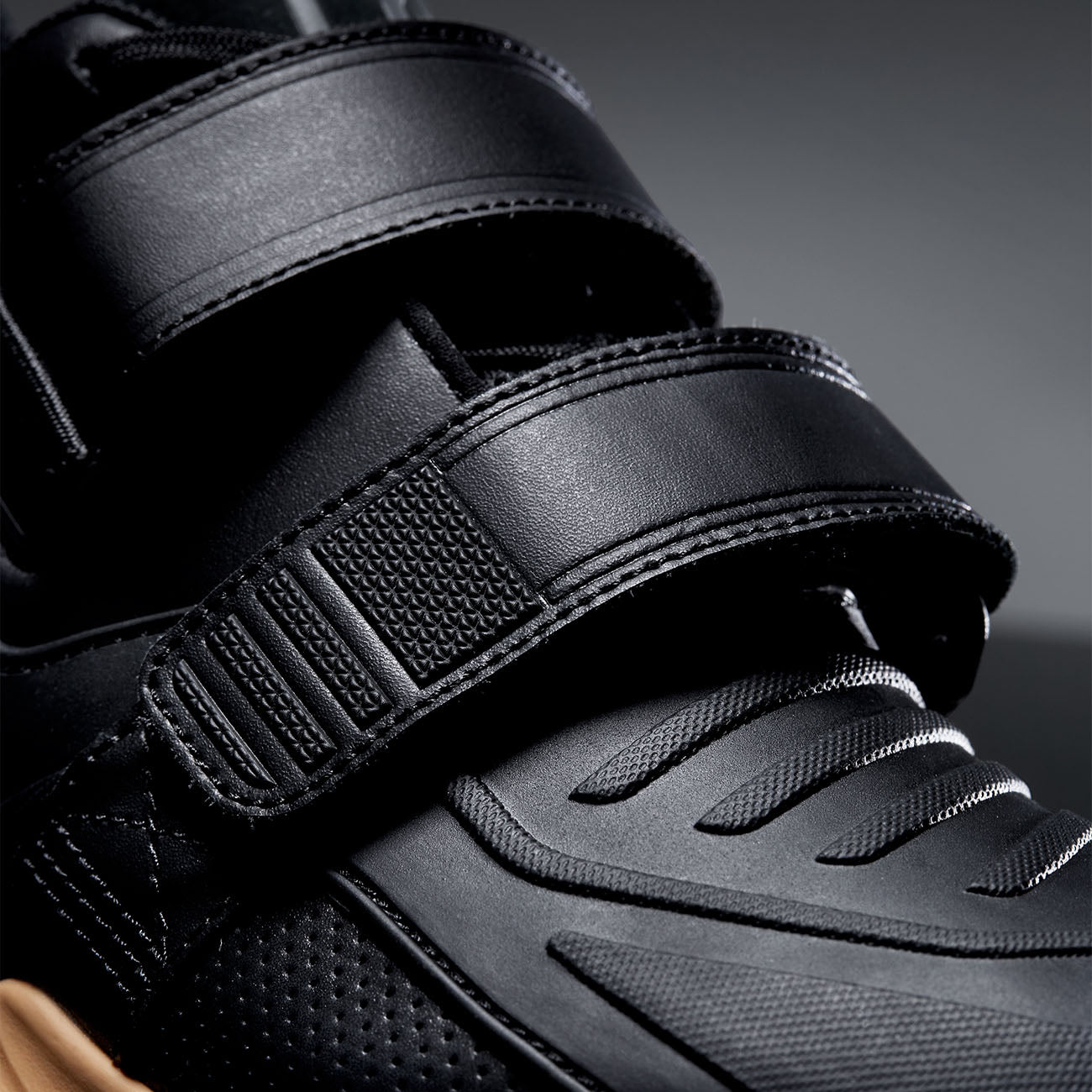 Tyr L2 Lifter Black Gum - High Performance Swim Training Gear for Competitive Swimmers & Water Athletes - Perfect for Pool Workouts & Swim Meets