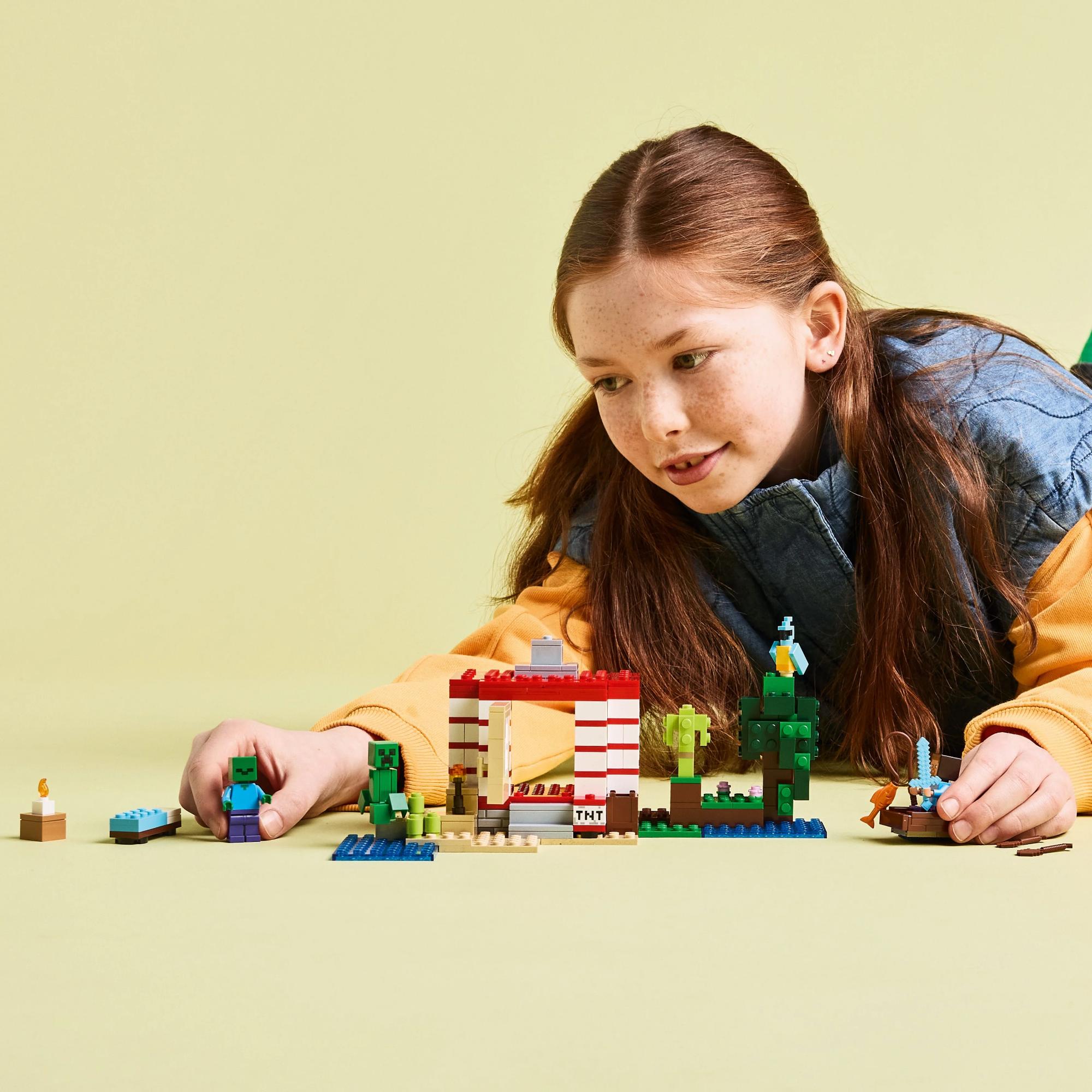 LEGO Minecraft The TNT Jungle House Building Set (21275) - Creative Construction Toy for Kids & Adults, Perfect for Minecraft Fans & Collectors - Great for Birthday Gifts & Home Decor
