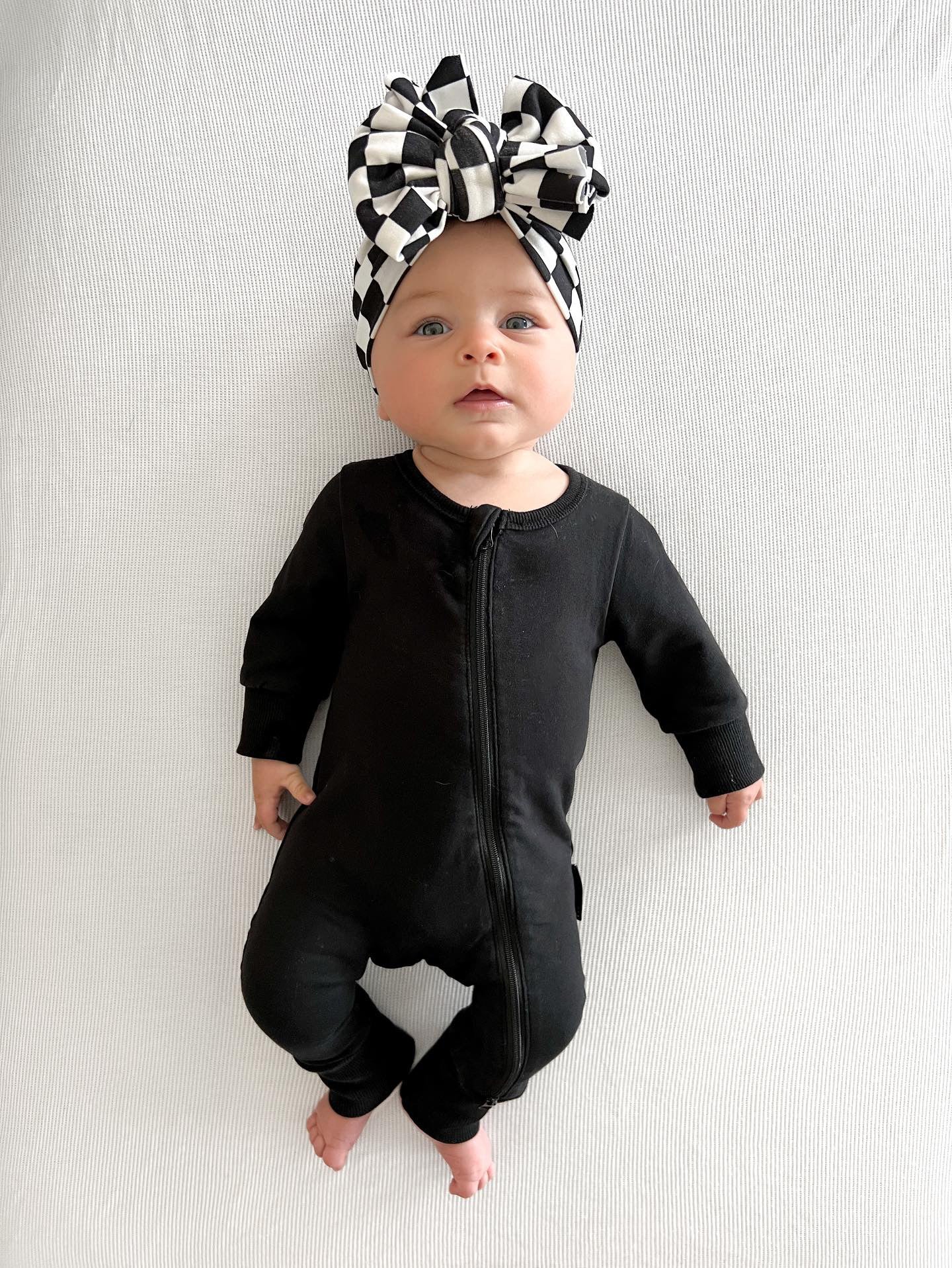 2-Way Zip Romper for Baby Boys & Girls - Black | Easy Diaper Change & Comfortable Sleepwear for Newborns & Toddlers