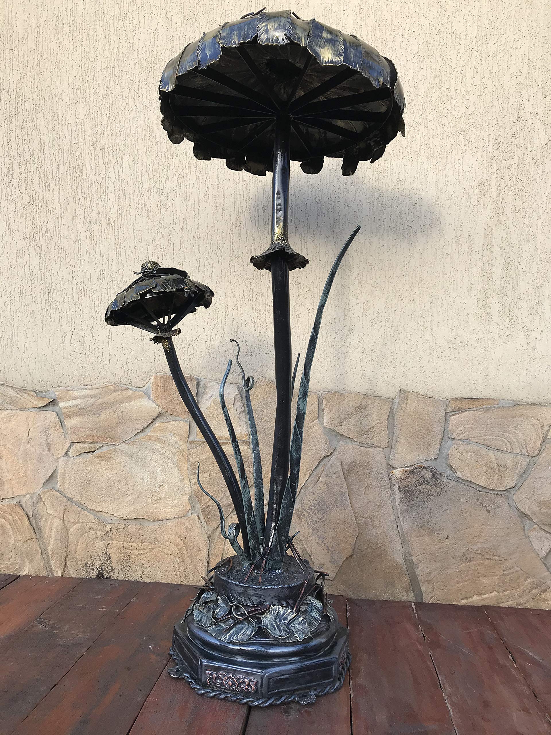 Solar Powered Mushroom Garden Lights - Waterproof Outdoor LED Lanterns for Yard, Pathway, Patio Decor - Perfect for Thanksgiving, Christmas & Holiday Decorations